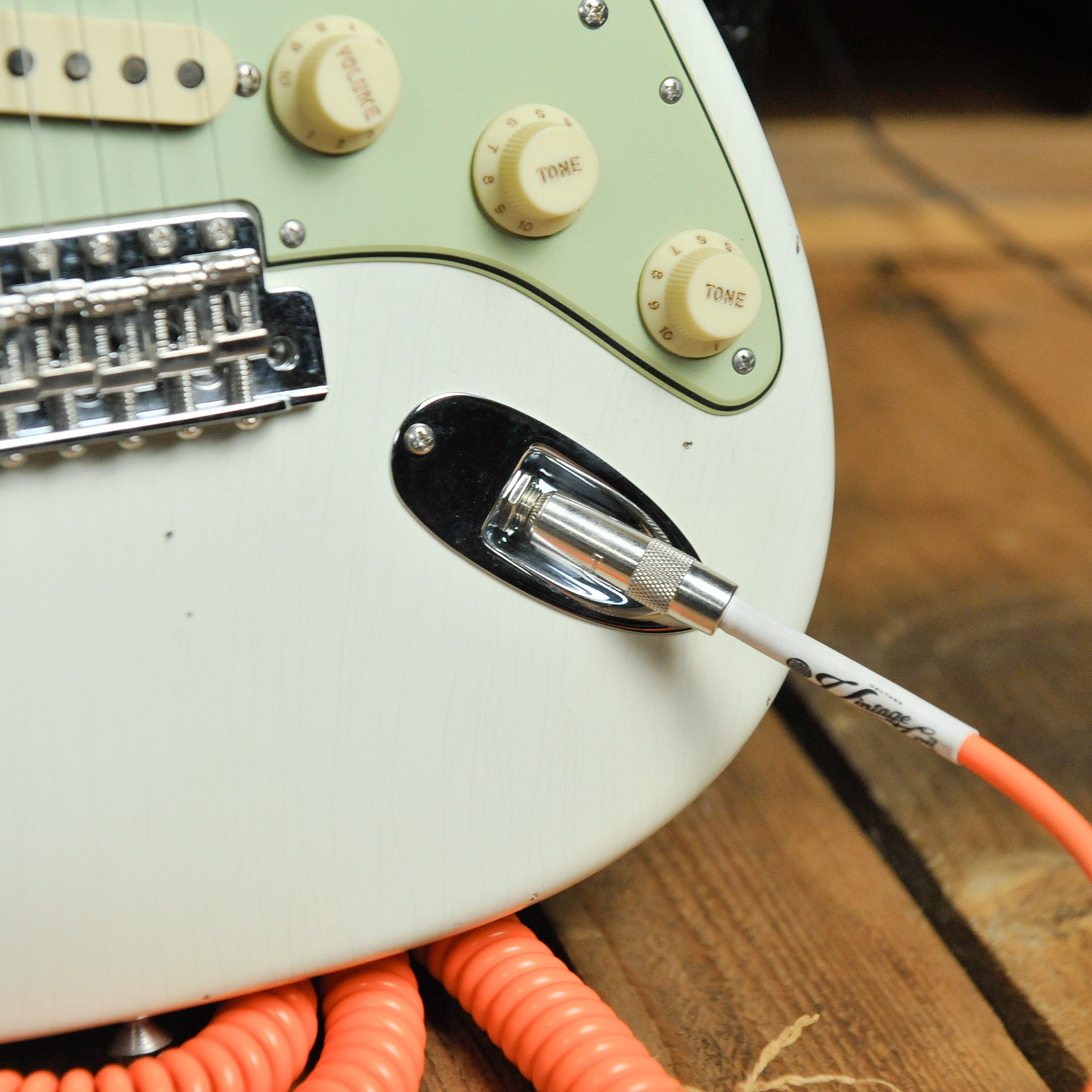 Fender Custom Shop LTD 64/65 Stratocaster® Journeyman Relic®  Aged Olympic White