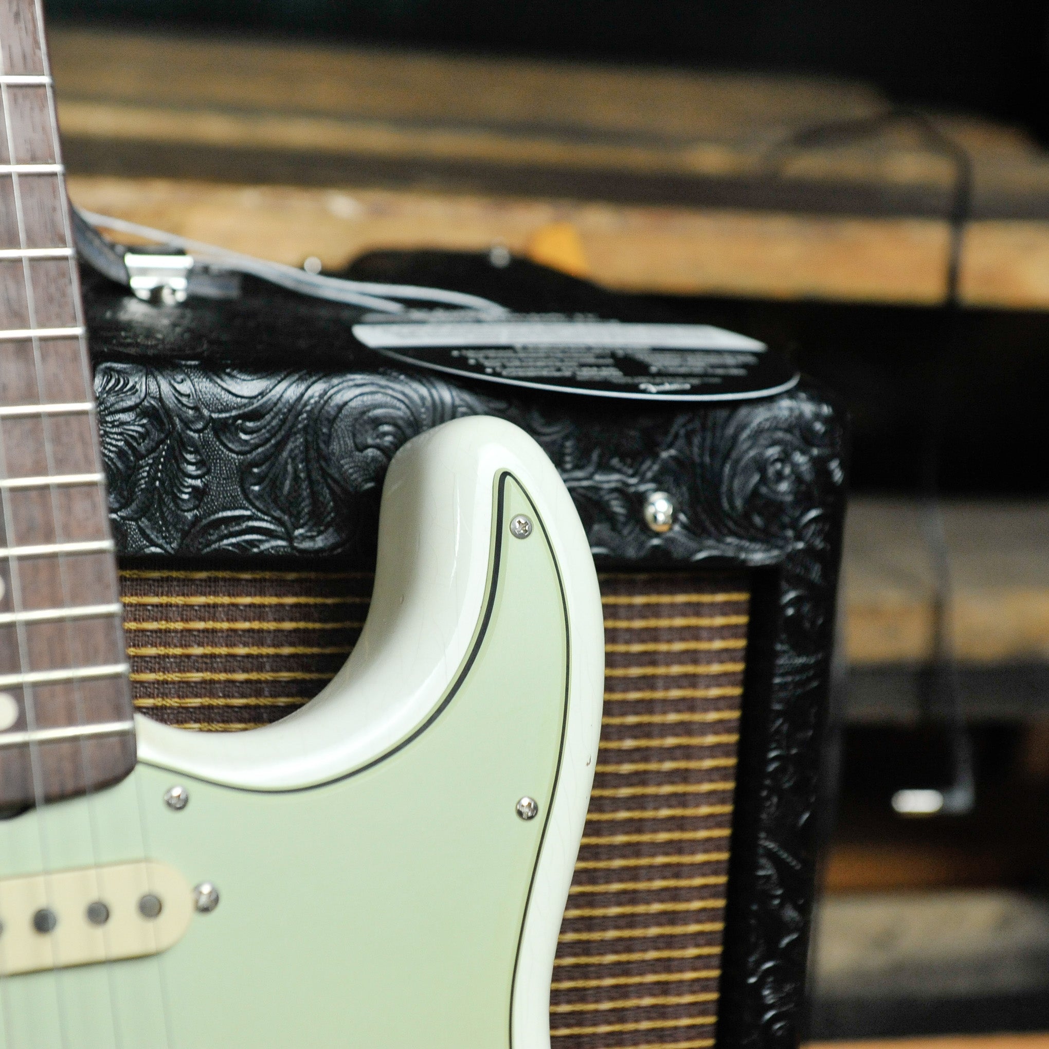 Fender Custom Shop LTD 64/65 Stratocaster® Journeyman Relic®  Aged Olympic White