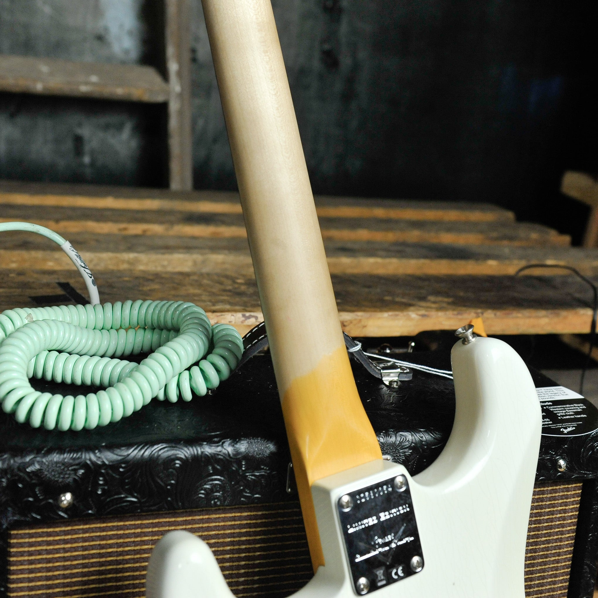 Fender Custom Shop LTD 64/65 Stratocaster® Journeyman Relic®  Aged Olympic White