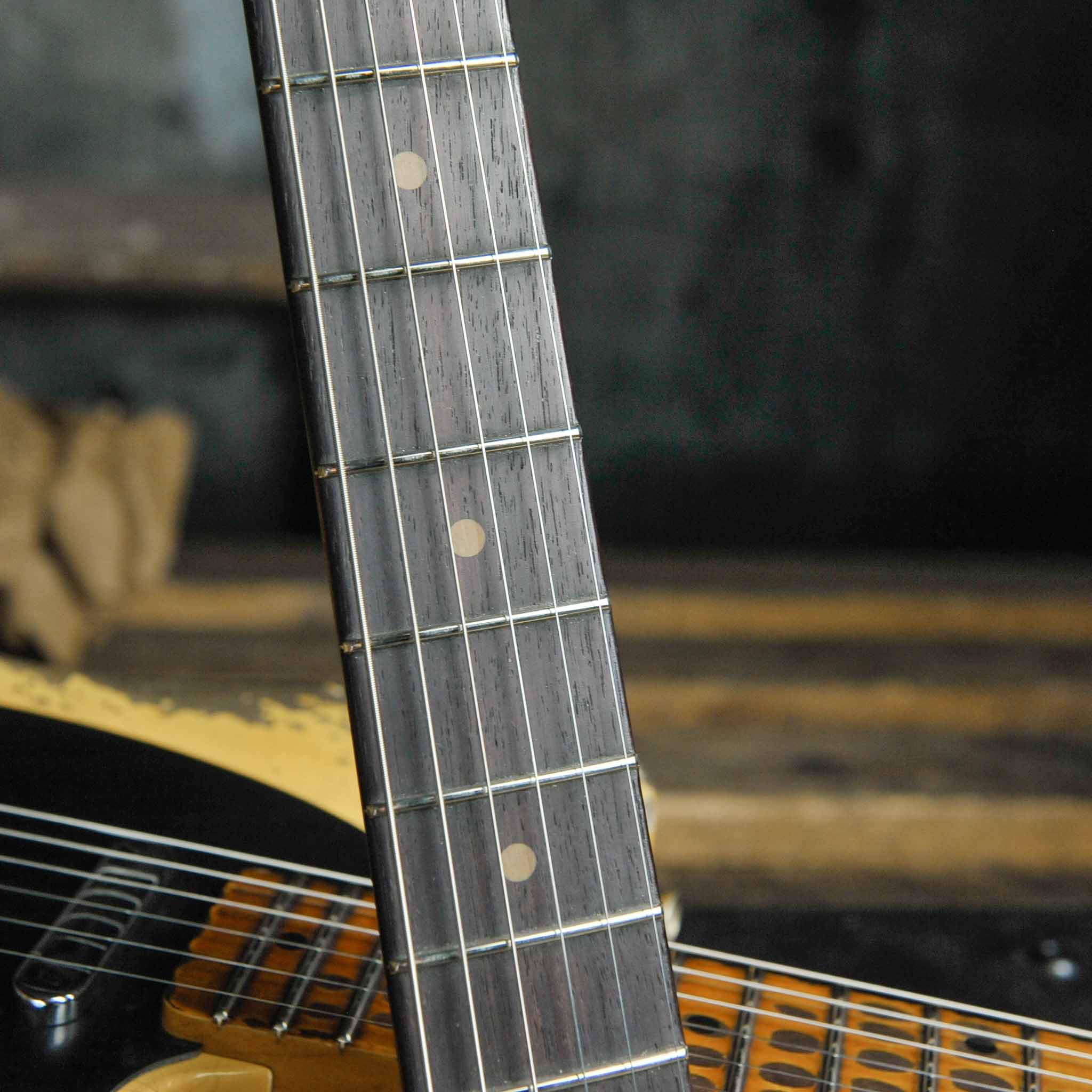 Fender Custom Shop 1963 Stratocaster® Super Heavy Relic® Super Faded Aged Black over 3-Color Sunburst