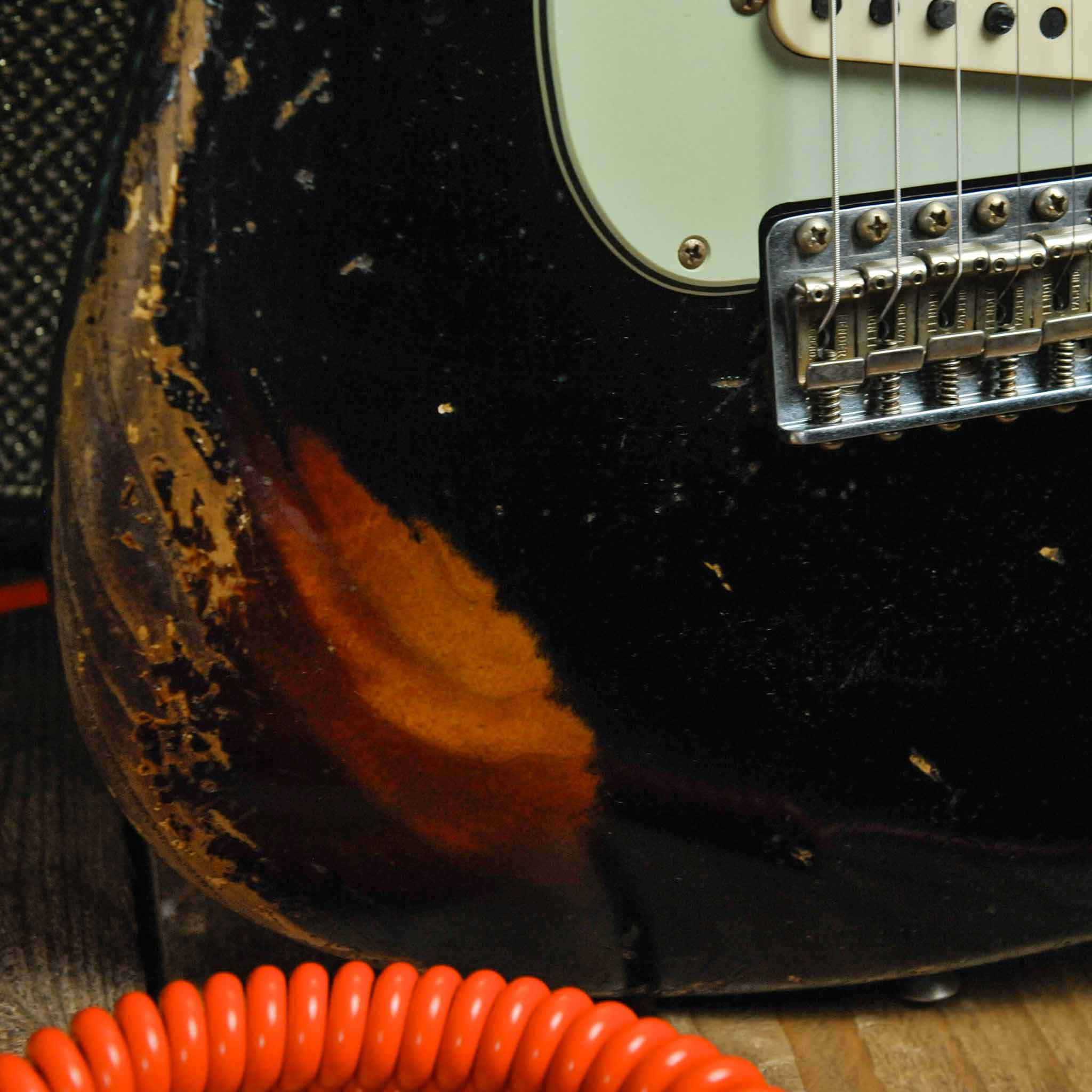 Fender Custom Shop 1963 Stratocaster® Super Heavy Relic® Super Faded Aged Black over 3-Color Sunburst