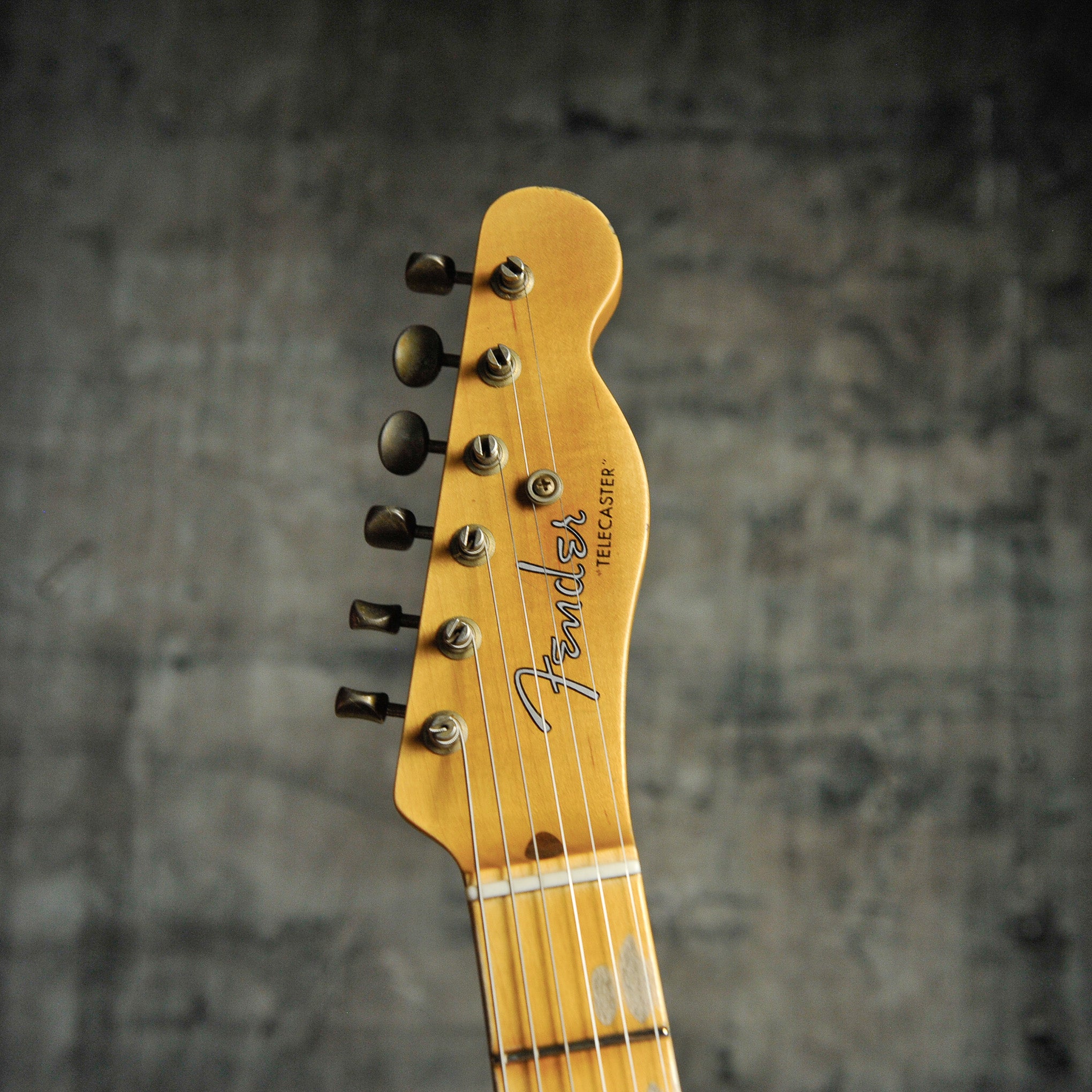 Fender 1954 Telecaster® Journeyman Relic Aged Nocaster® Blonde
