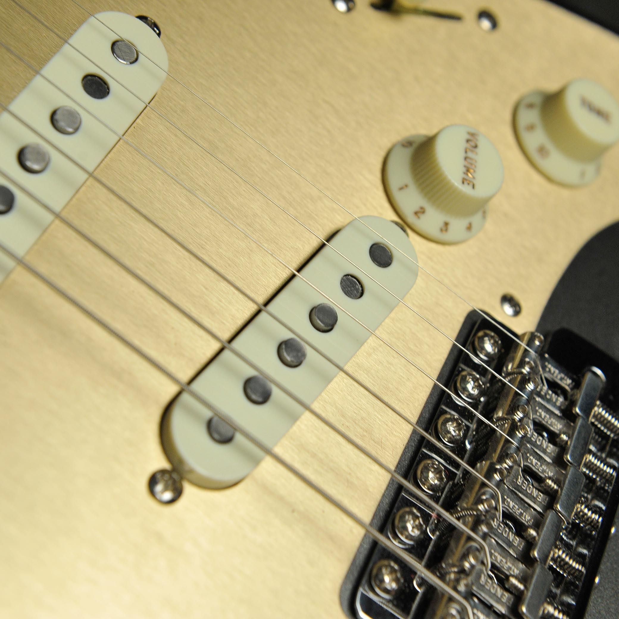 Fender Custom Shop Limited-Edition Roasted Stratocaster Special NOS Electric Guitar - Aged Pewter