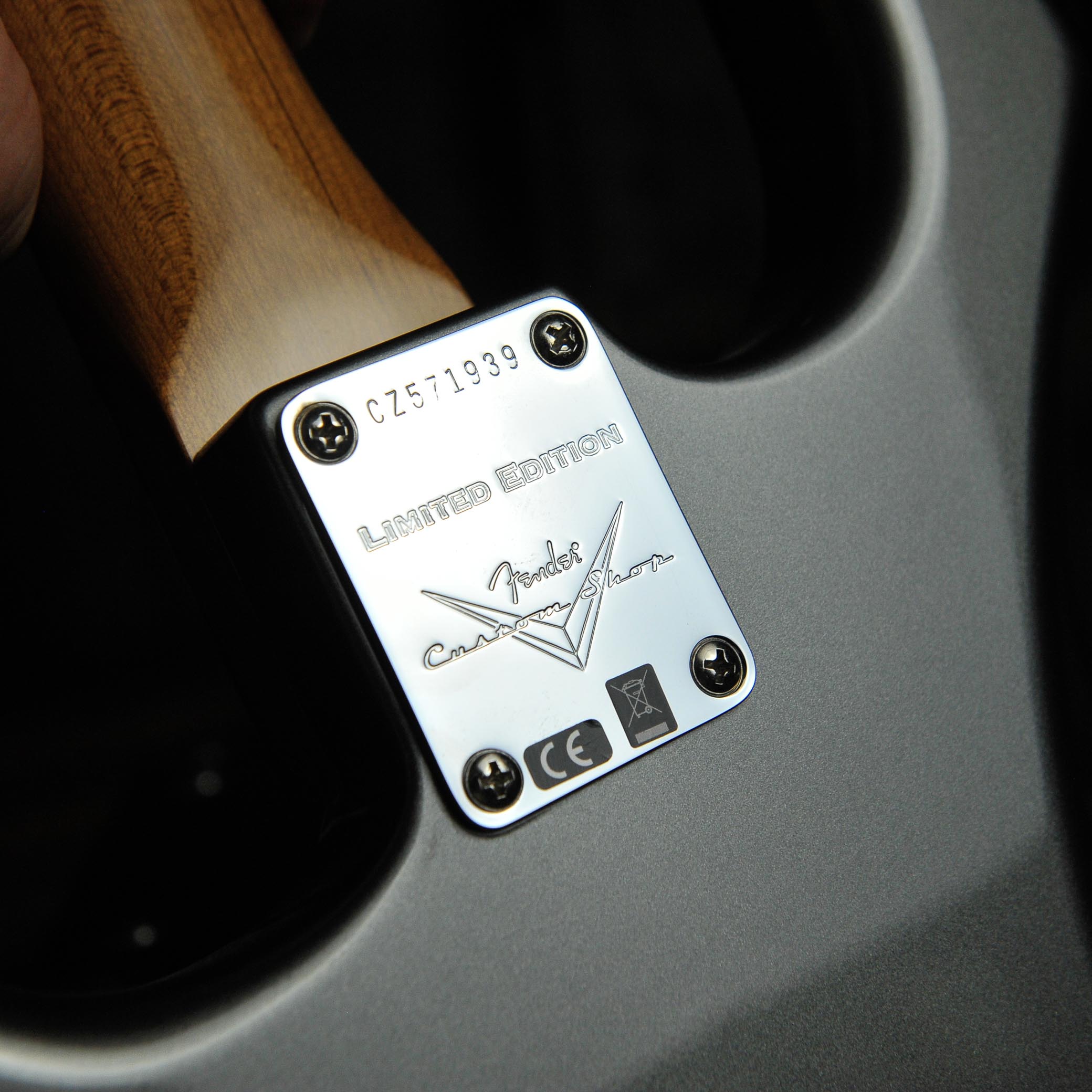 Fender Custom Shop Limited-Edition Roasted Stratocaster Special NOS Electric Guitar - Aged Pewter