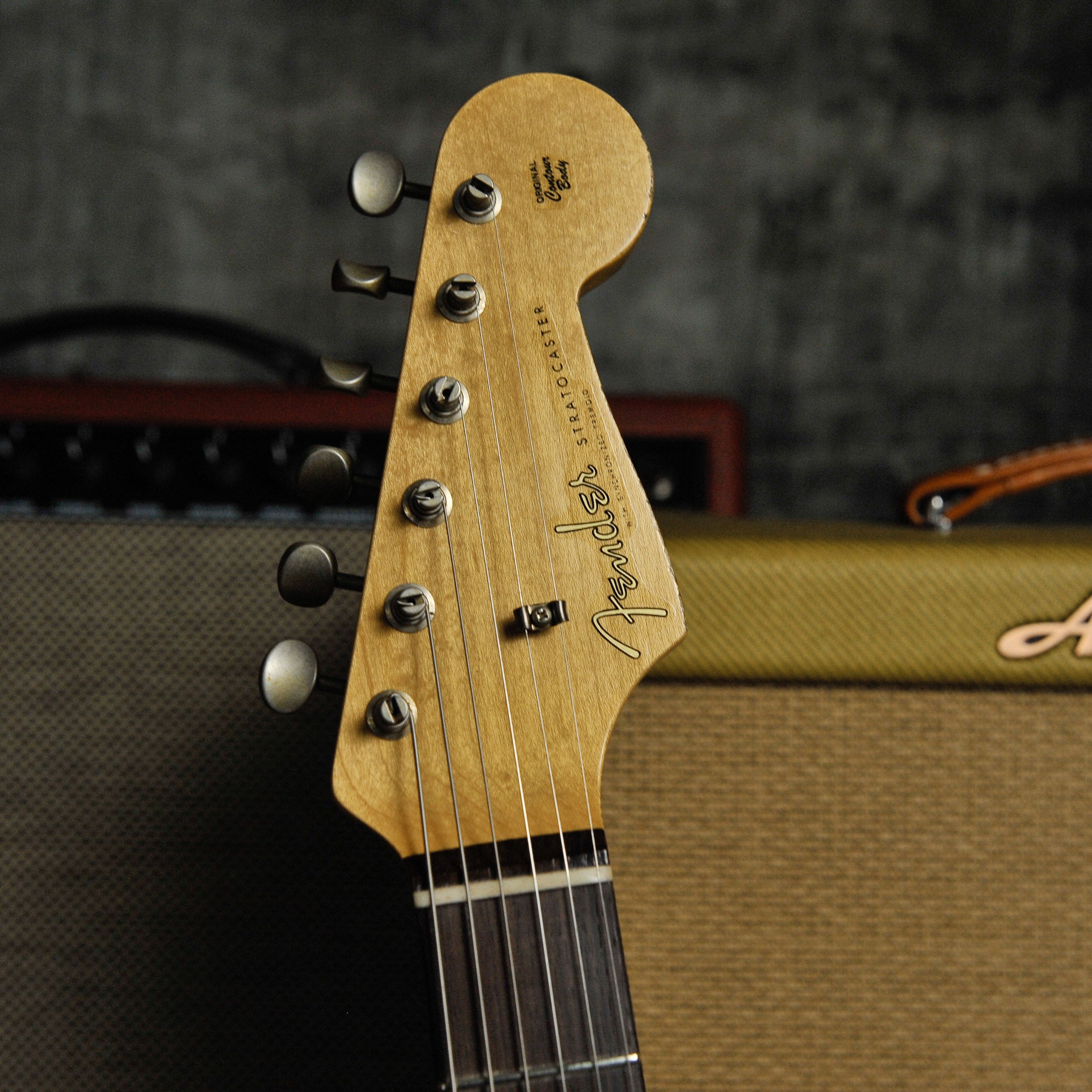 Fender Custom Shop 1962 Stratocaster Heavy Relic Aged Black