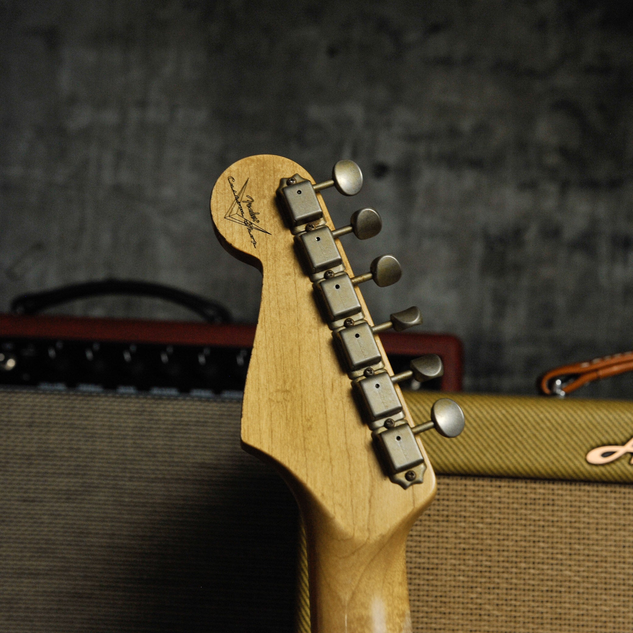 Fender Custom Shop 1962 Stratocaster Heavy Relic Aged Black
