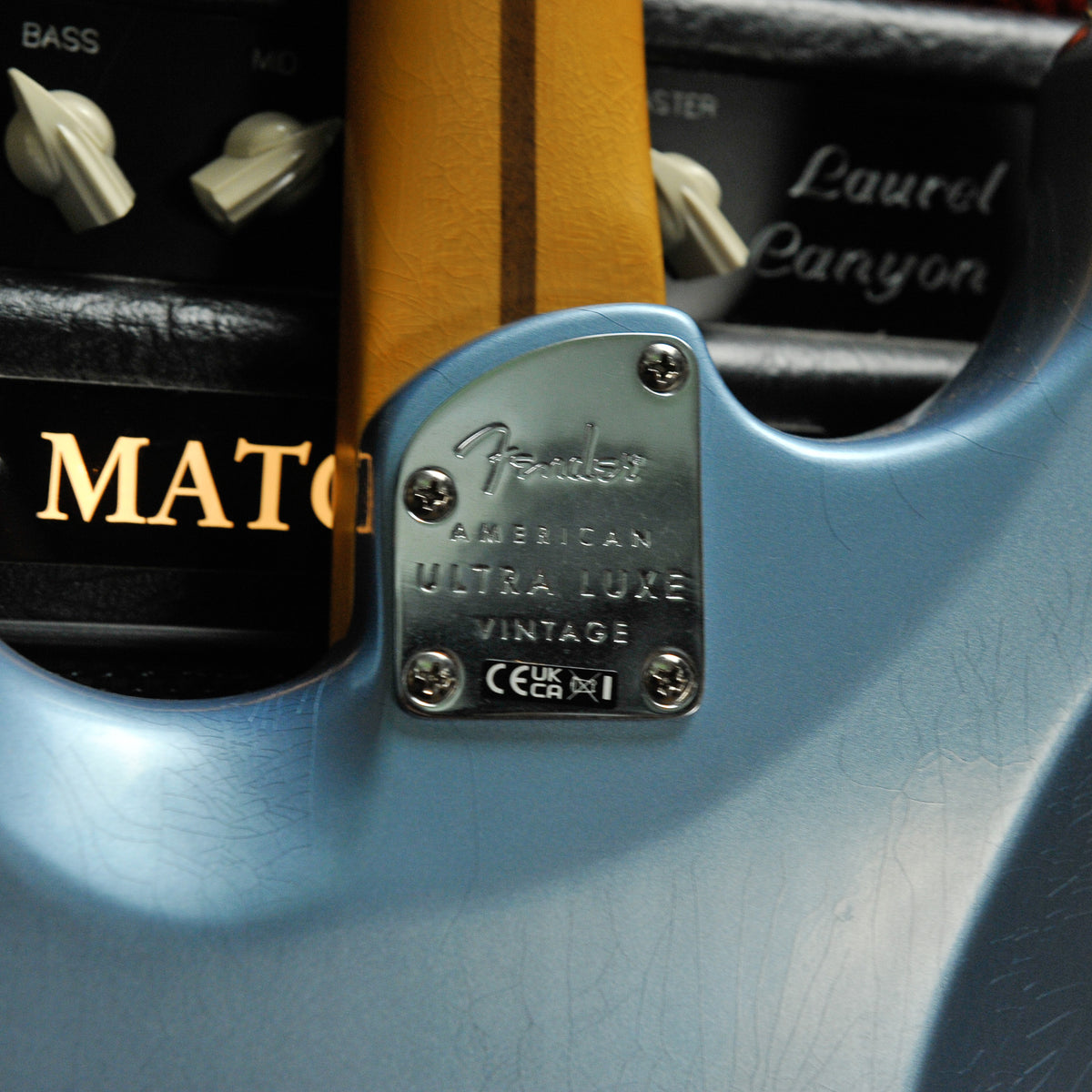 Fender American Ultra Luxe Vintage '60s Stratocaster®, Rosewood Fingerboard, Ice Blue Metallic