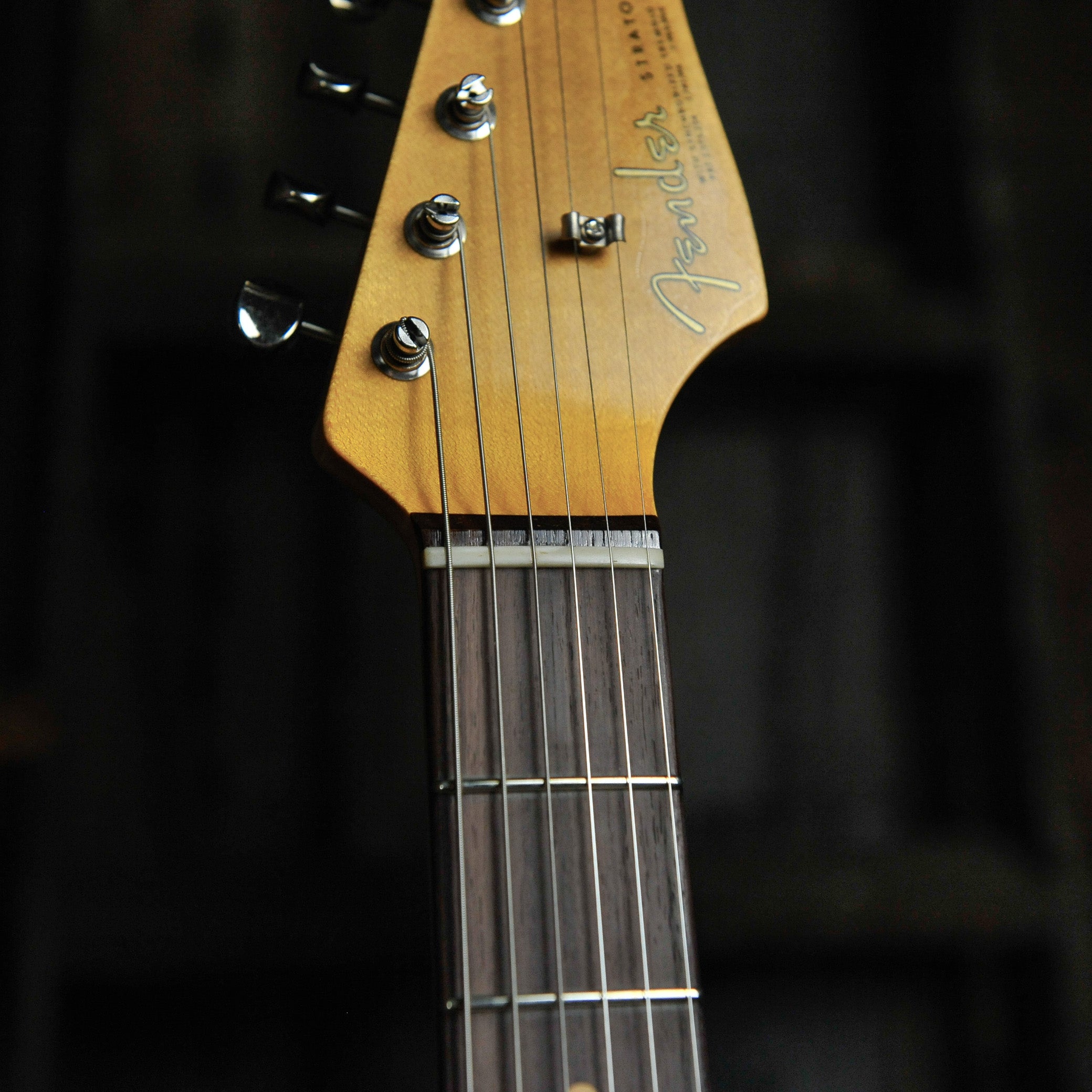 Fender Custom Shop Limited Edition '62 Poblano Stratocaster® Journeyman Relic® Super Faded Aged Sonic Blue