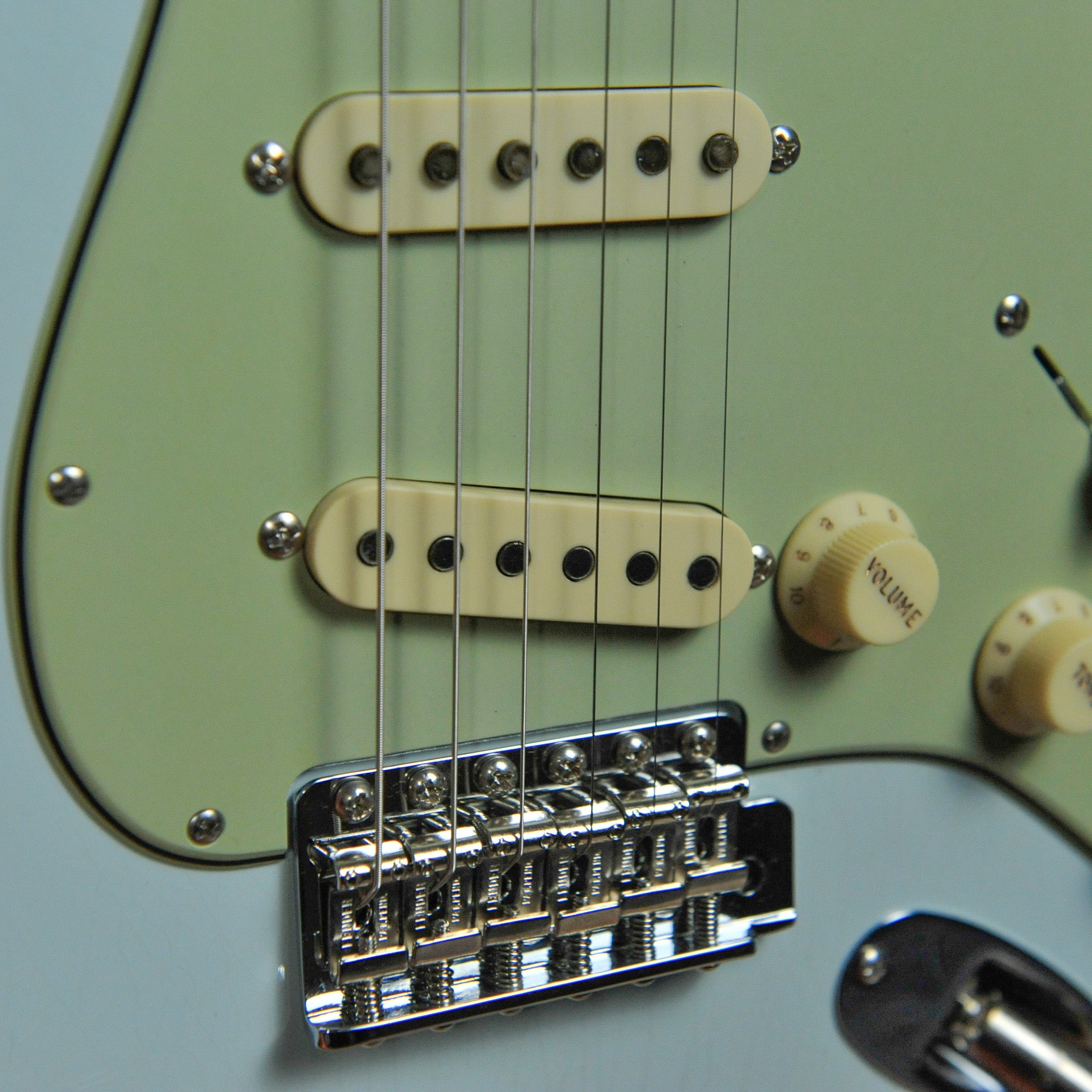 Fender Custom Shop Limited Edition '62 Poblano Stratocaster® Journeyman Relic® Super Faded Aged Sonic Blue