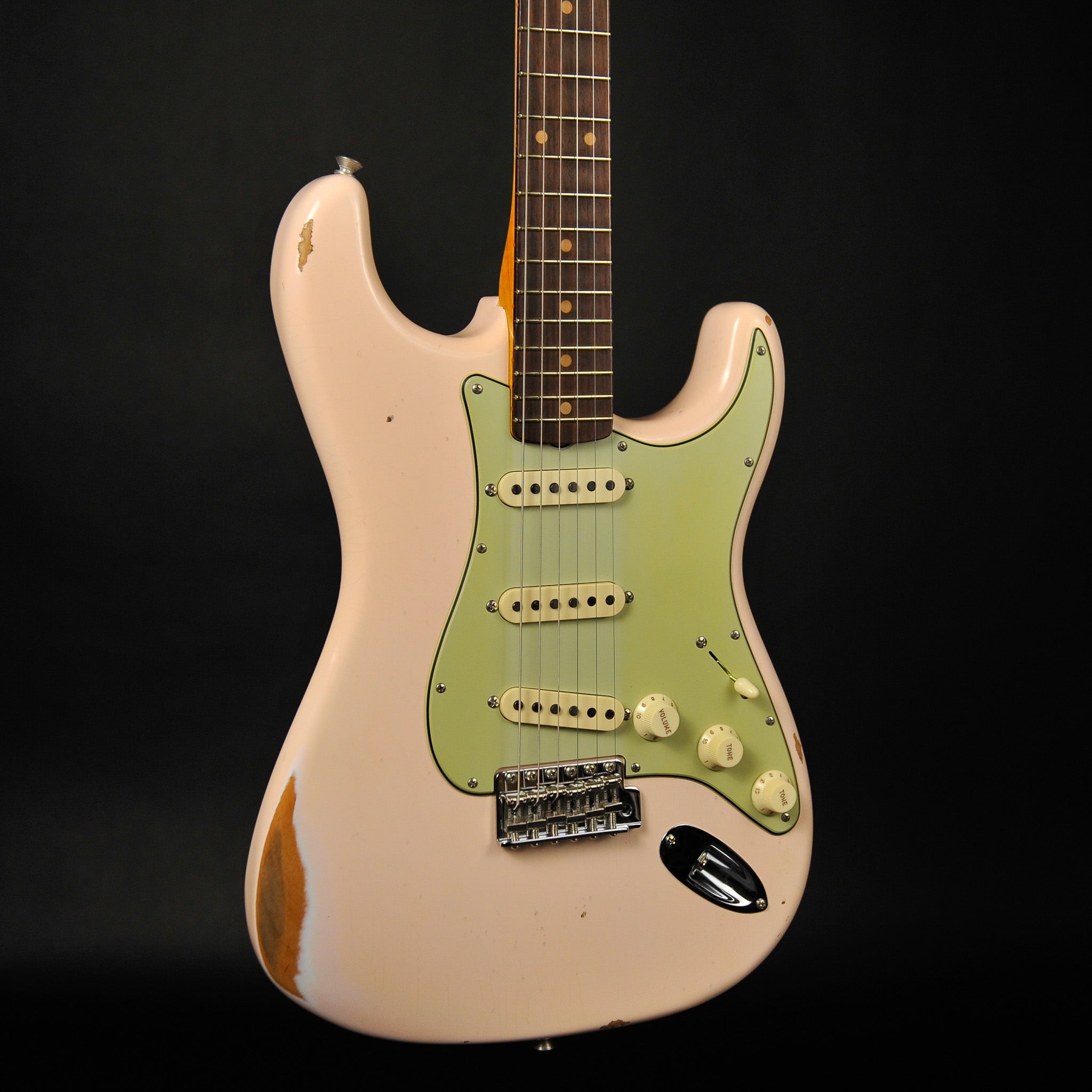 Fender Custom Shop Late 1962 Stratocaster® Relic® with Closet Classic Hardware, Rosewood Fingerboard, Super Faded Aged Shell Pink