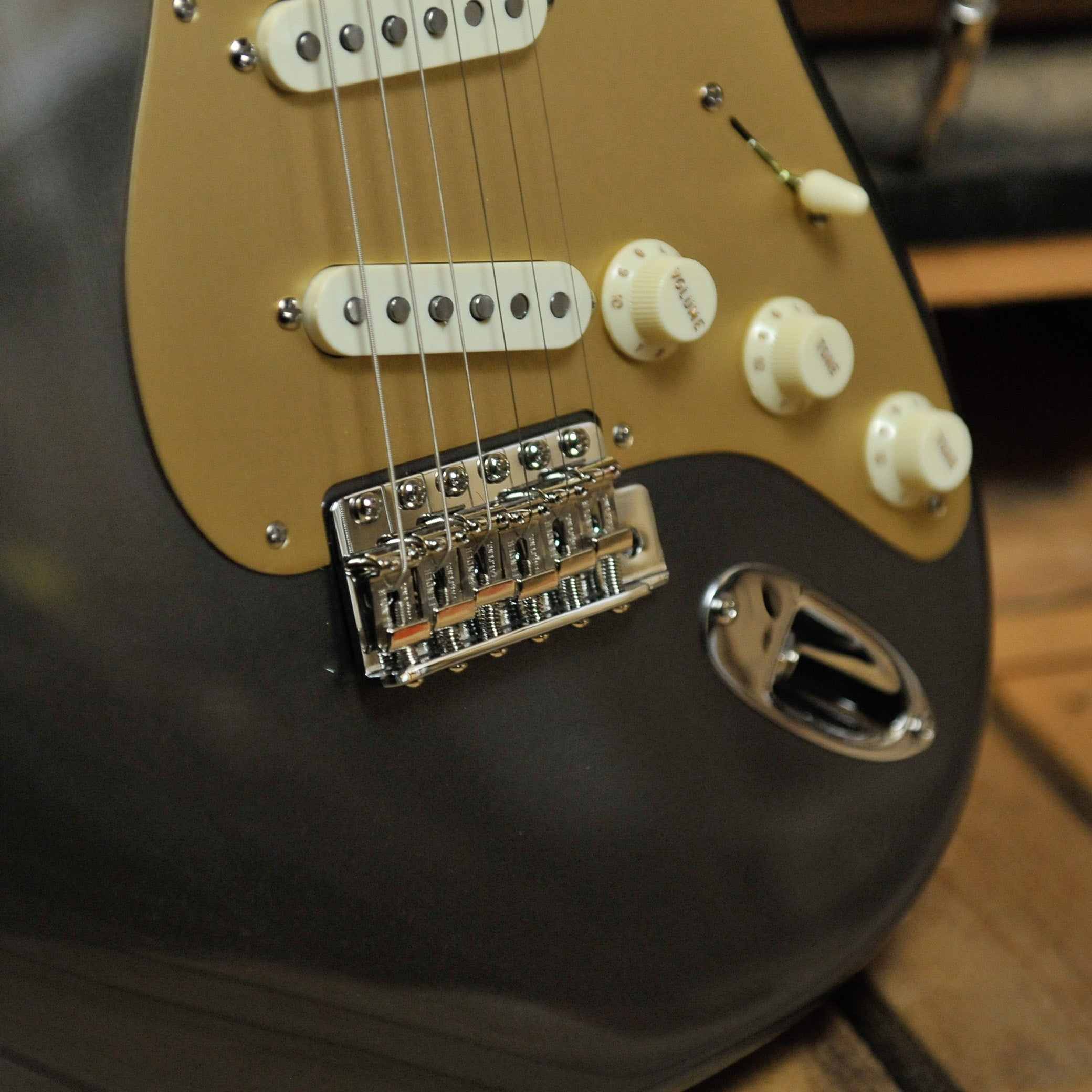 Fender Custom Shop Limited-edition Roasted Stratocaster Special NOS Electric Guitar - Aged Pewter