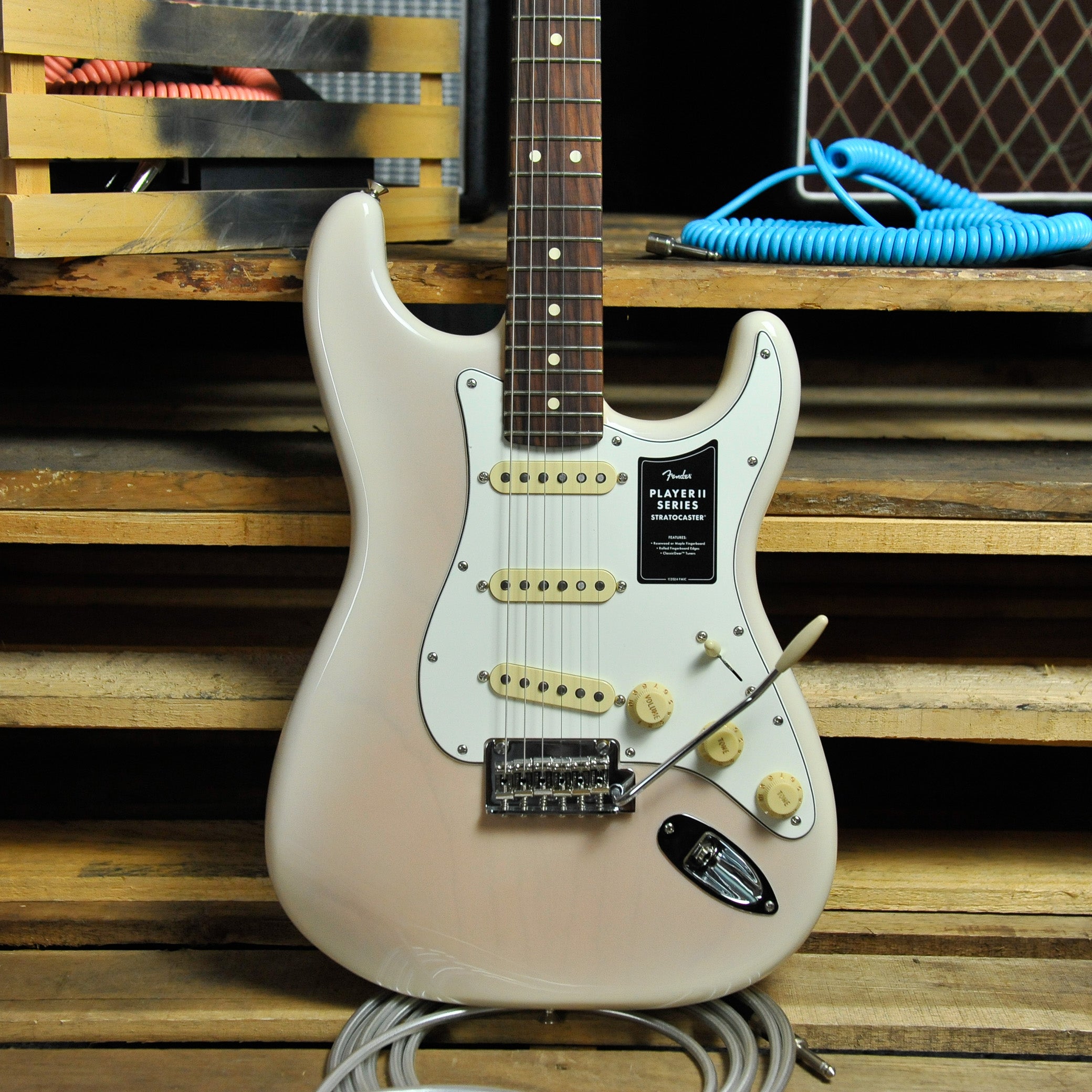 Fender Player II Stratocaster®, Rosewood Fingerboard, White Blonde