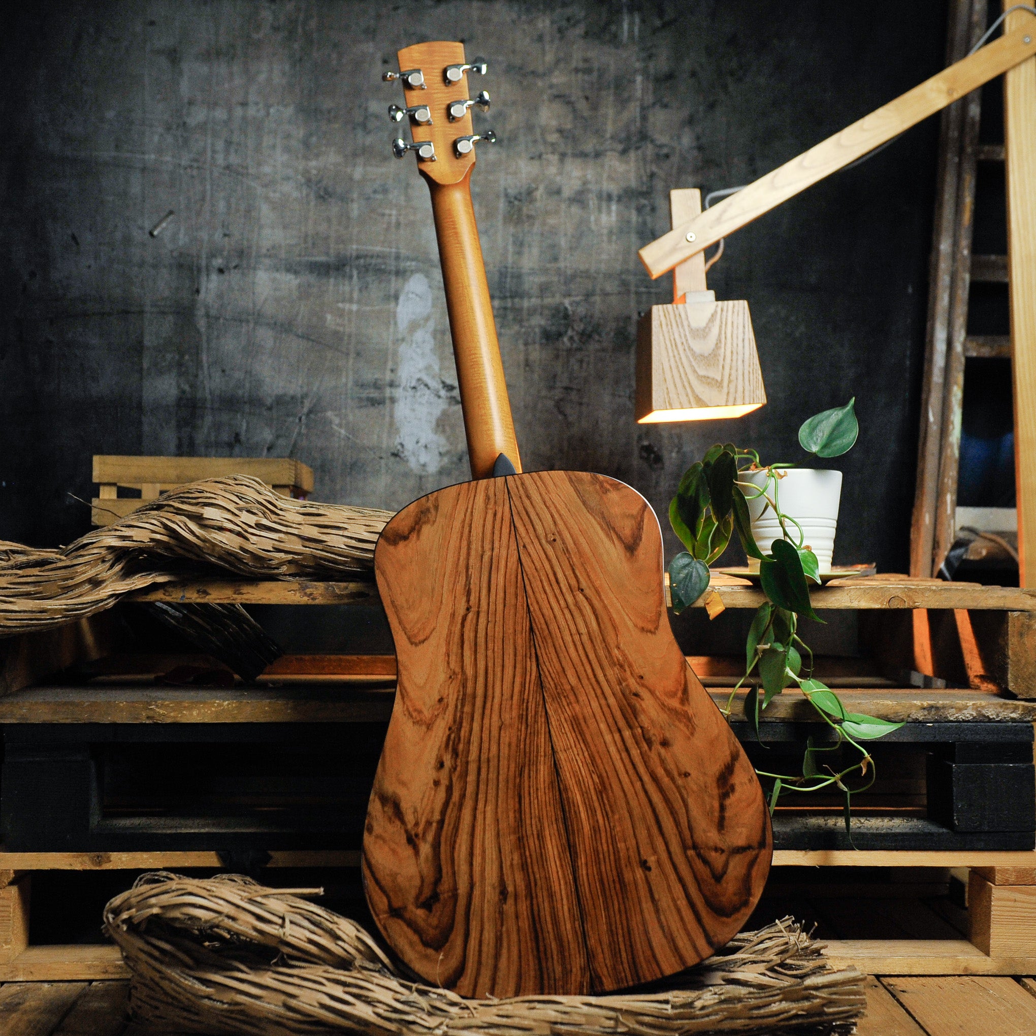 Fenech Masterbuilt D78 Dreadnought Honduras Rosewood Lutz Spruce Acoustic