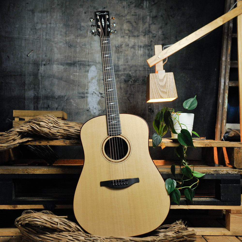 Fenech Masterbuilt D78 Dreadnought Honduras Rosewood Lutz Spruce Acoustic
