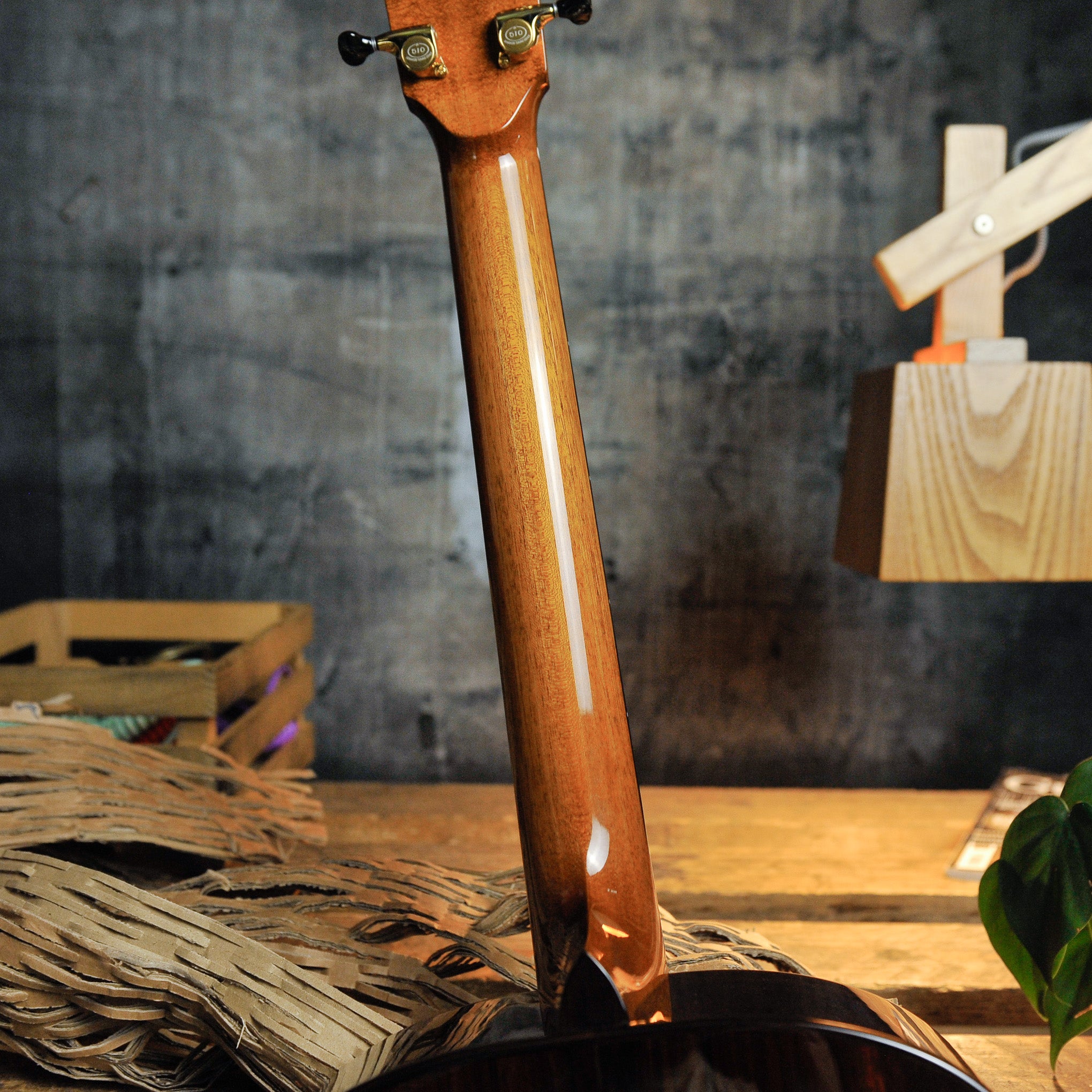 Fenech Masterbuilt Grand Auditorium Bois De Rose (Madagascar Rosewood) Engleman Spruce w/Case