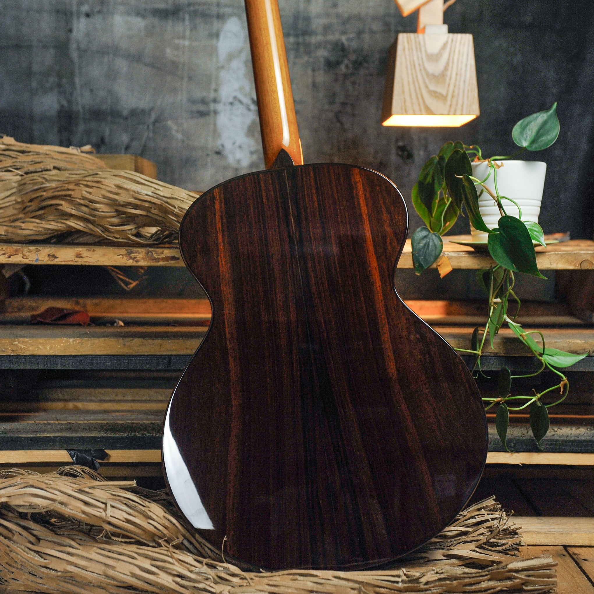 Fenech Masterbuilt Grand Auditorium Bois De Rose (Madagascar Rosewood) Engleman Spruce w/Case