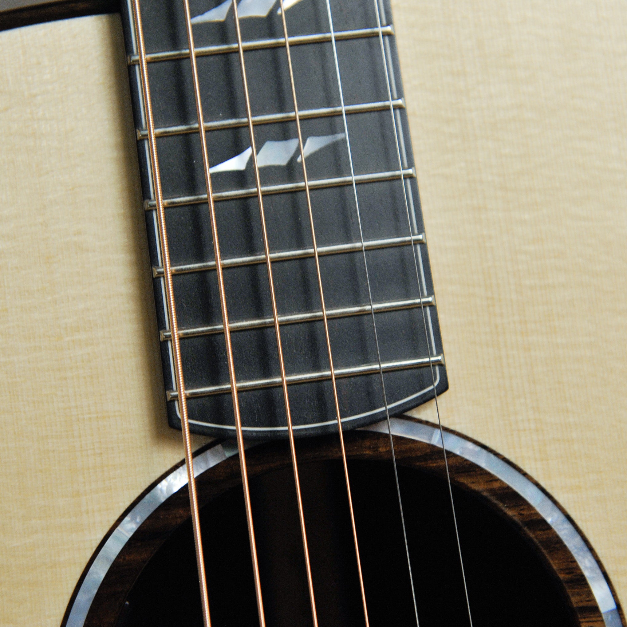 Fenech Masterbuilt Grand Auditorium Bois De Rose (Madagascar Rosewood) Engleman Spruce w/Case