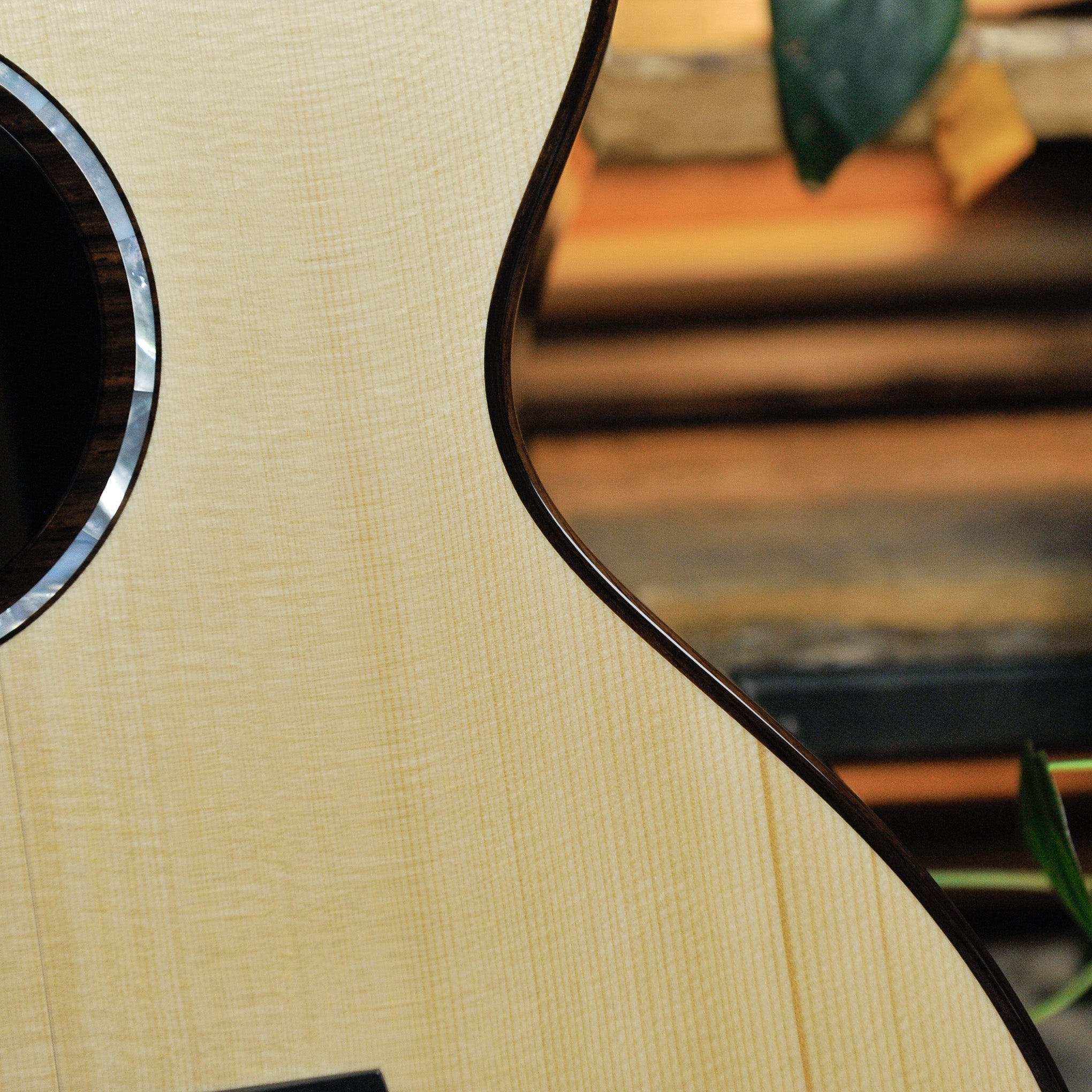 Fenech Masterbuilt Grand Auditorium Bois De Rose (Madagascar Rosewood) Engleman Spruce w/Case