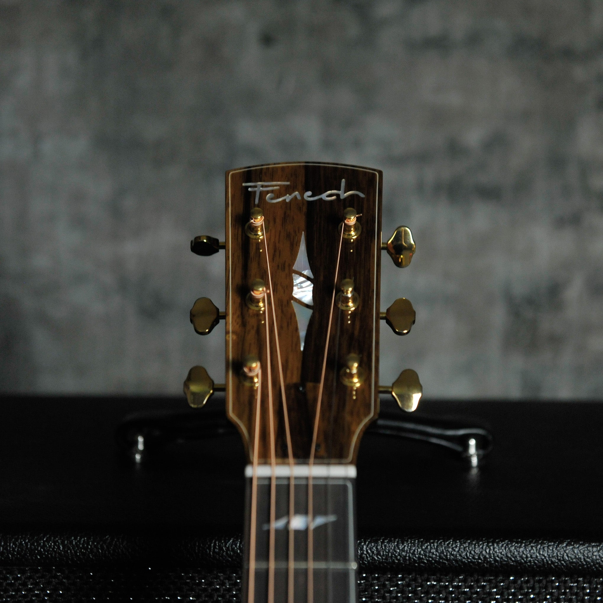 Fenech Grand Auditorium Masterbuilt Black Limba/Lutz Spruce