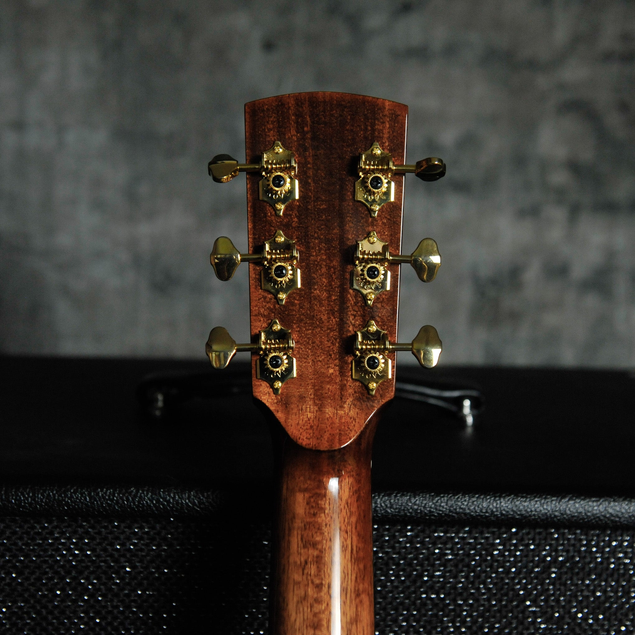 Fenech Grand Auditorium Masterbuilt Black Limba/Lutz Spruce