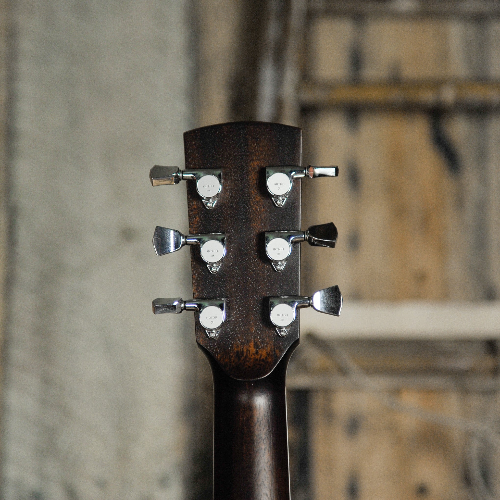 Fenech Supreme Series Grand Auditorium - Suede Brown