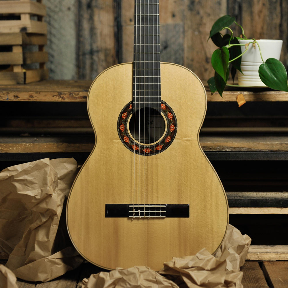 Gerard Gilet Classical Swiss Pine/Brazilian Rosewood-Traditional Bracing