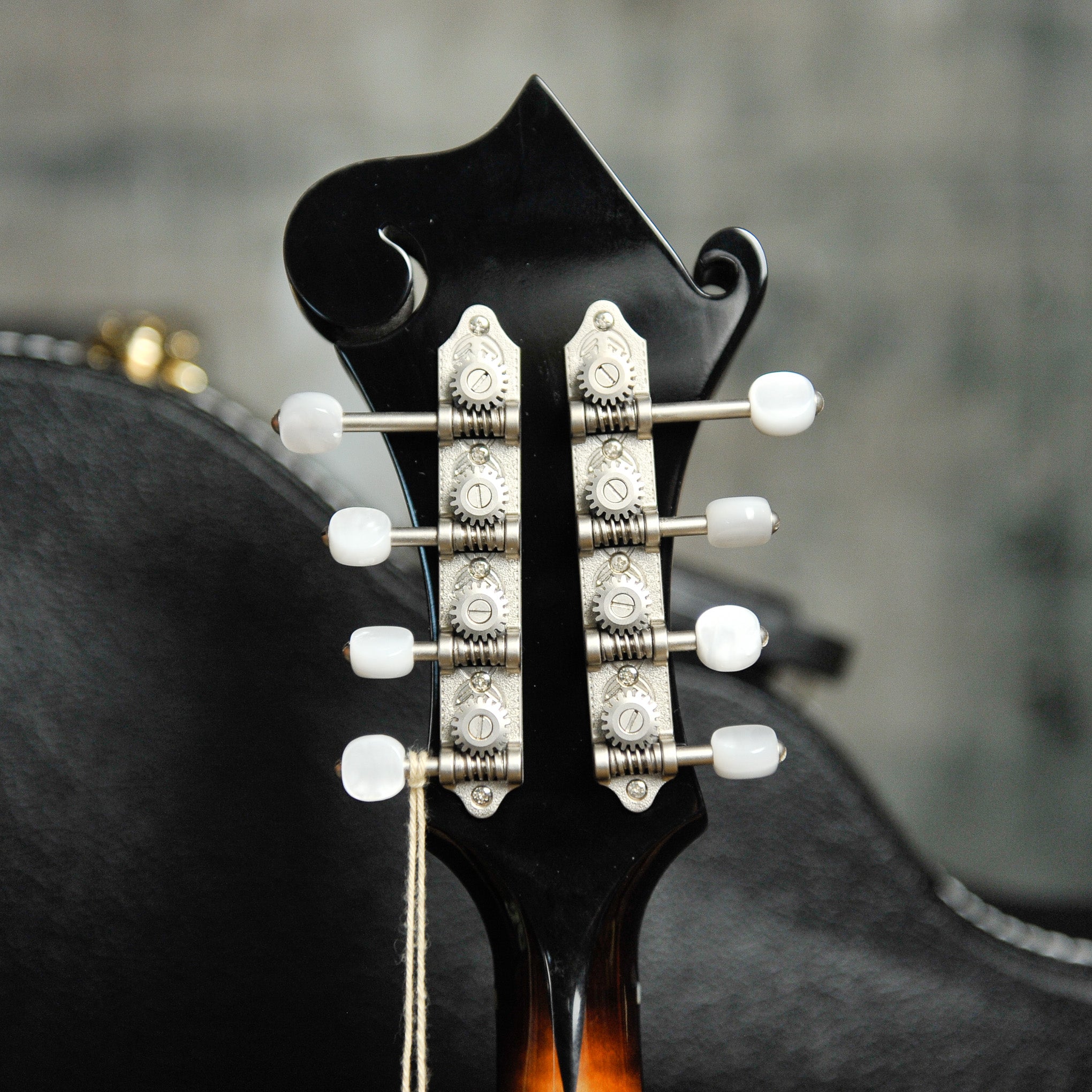 Gibson Custom F5-G Mandolin Dark Burst w/Case s#31005012