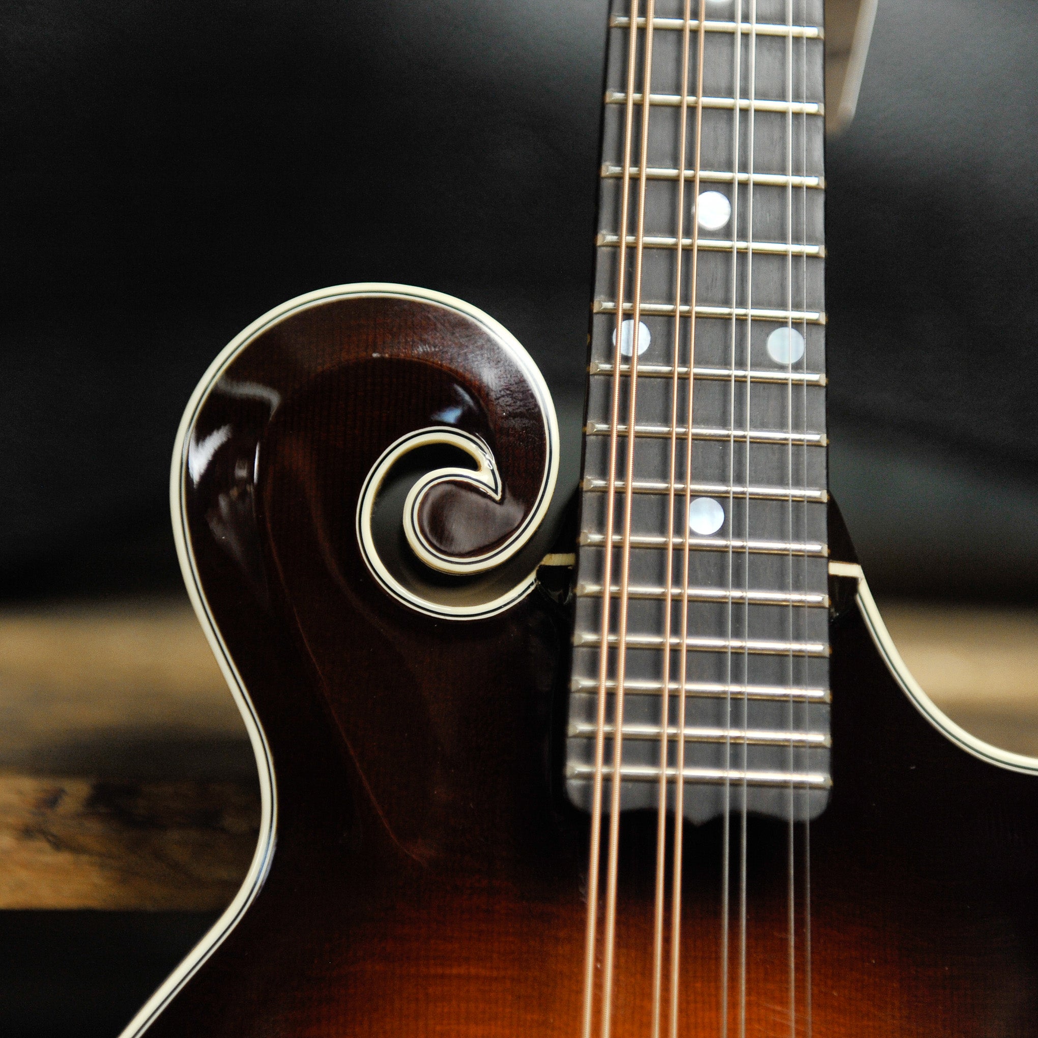 Gibson Custom F5-G Mandolin Dark Burst w/Case s#31005012