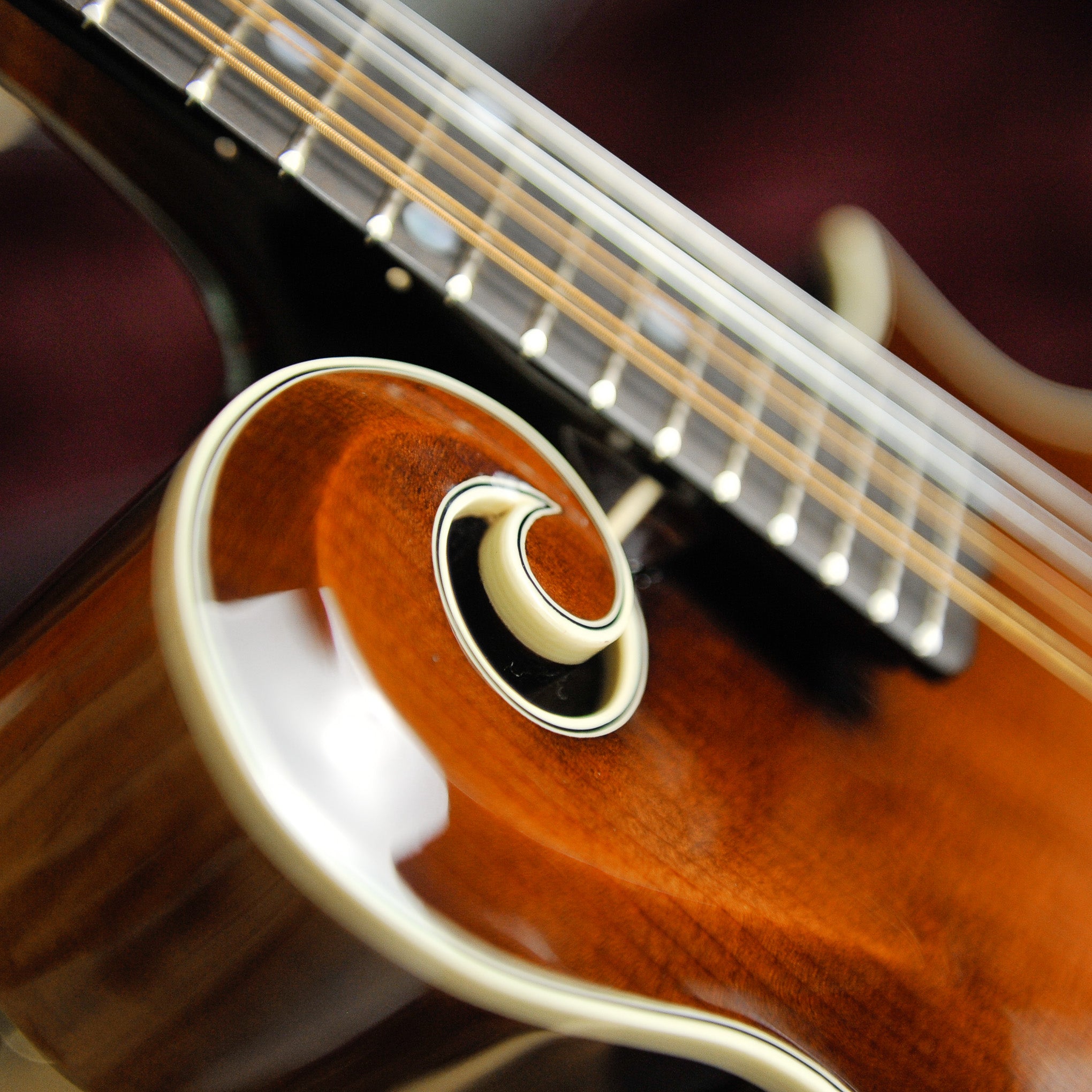 Gibson Custom F5-G Mandolin Dark Burst w/Case s#40604012