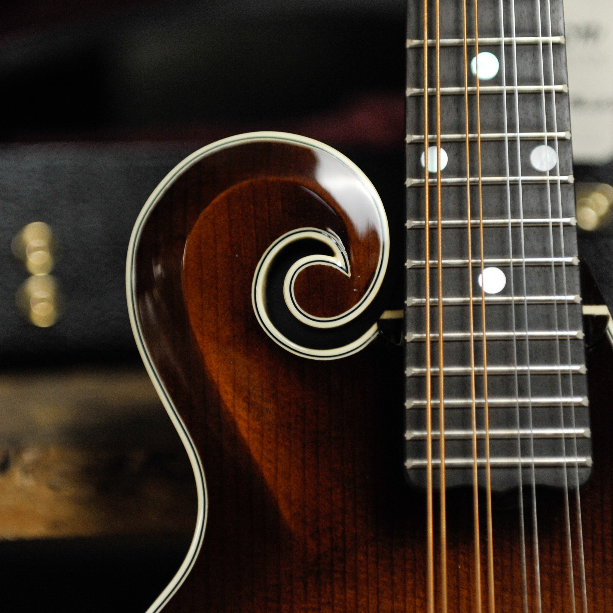 Gibson Custom F5-G Mandolin Dark Burst w/Case s#40604012