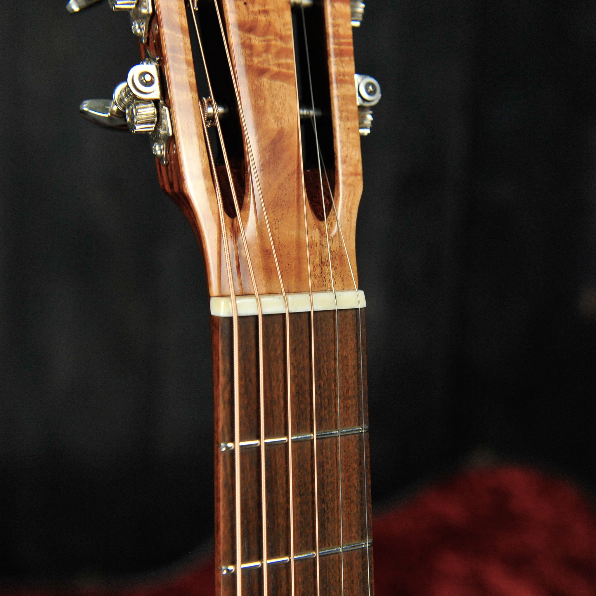 Gerard Gilet 0 Size Parlor Guitar Tulip Satinwood w/Case