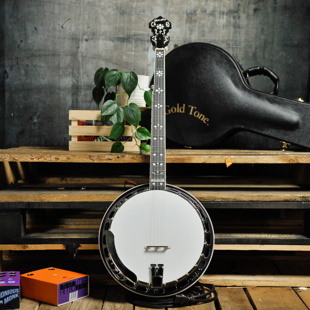 Gold Tone Mastertone™ OB-Standard Resonator Banjo w/Case