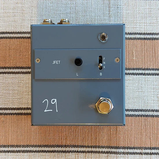 29 Pedals JFET Boost Pedal