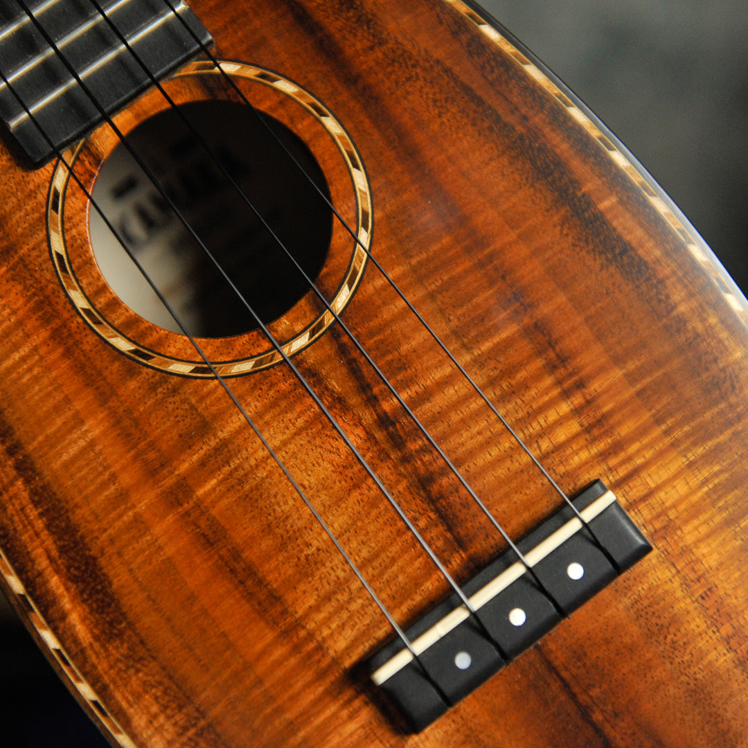 Kamaka HP-1 D Deluxe Pineapple Soprano Ukulele