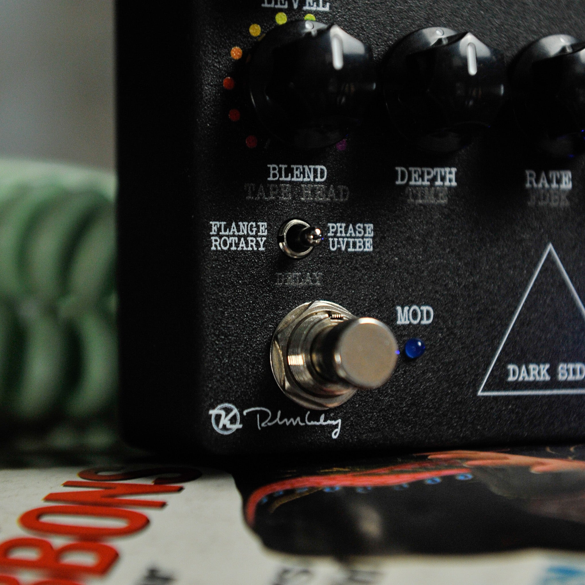 Buy Keeley Dark Side Fuzz Delay Modulation Pedal Australia