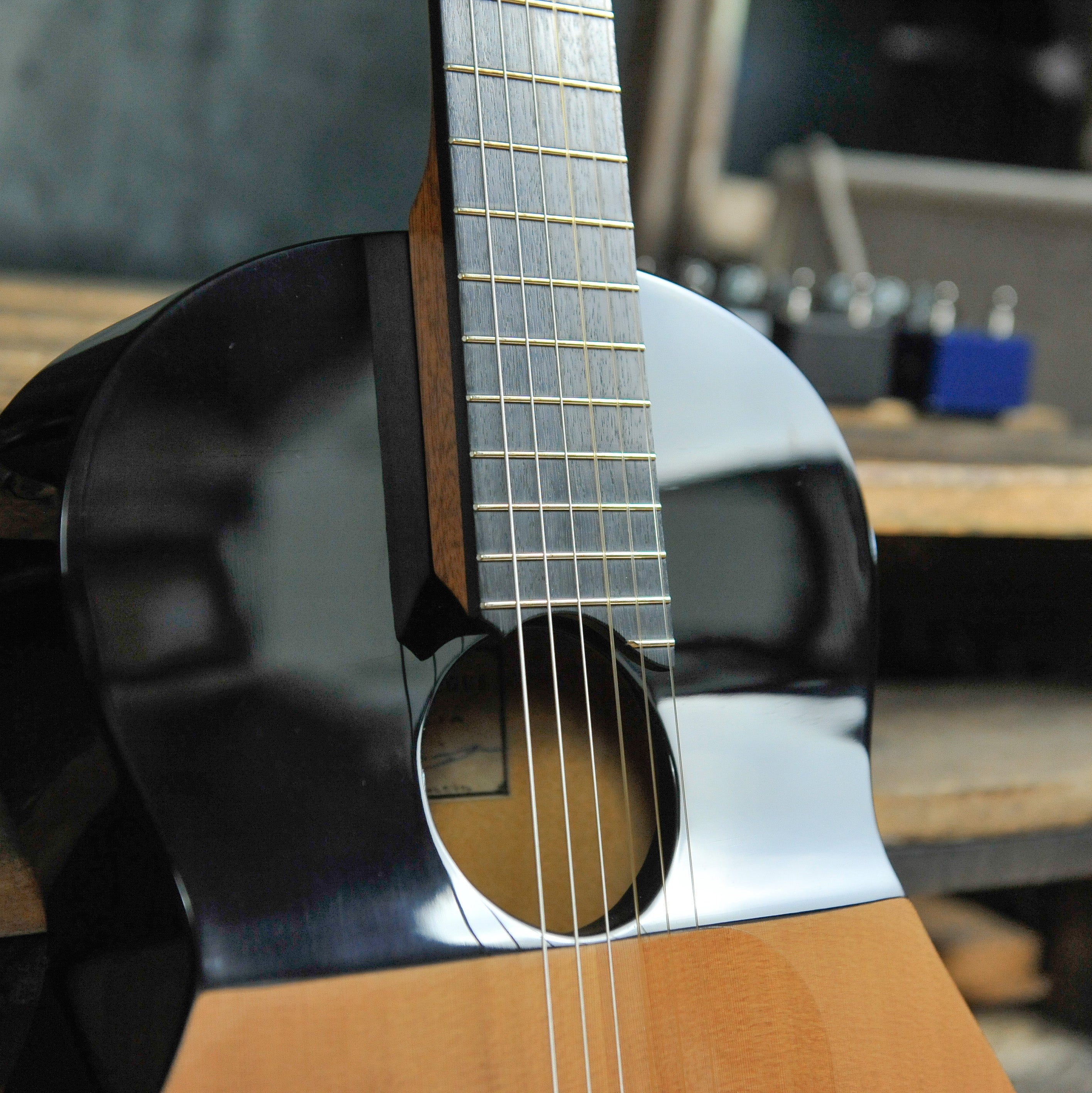 Kim Lissarrague "Concert Grand" Classical Guitar w/Hiscox case