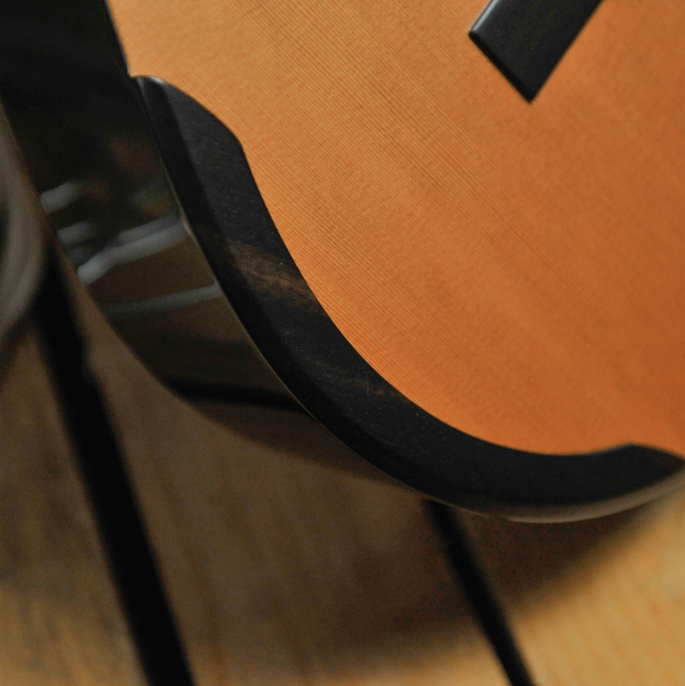 Kim Lissarrague "Concert Grand" Classical Guitar w/Hiscox case