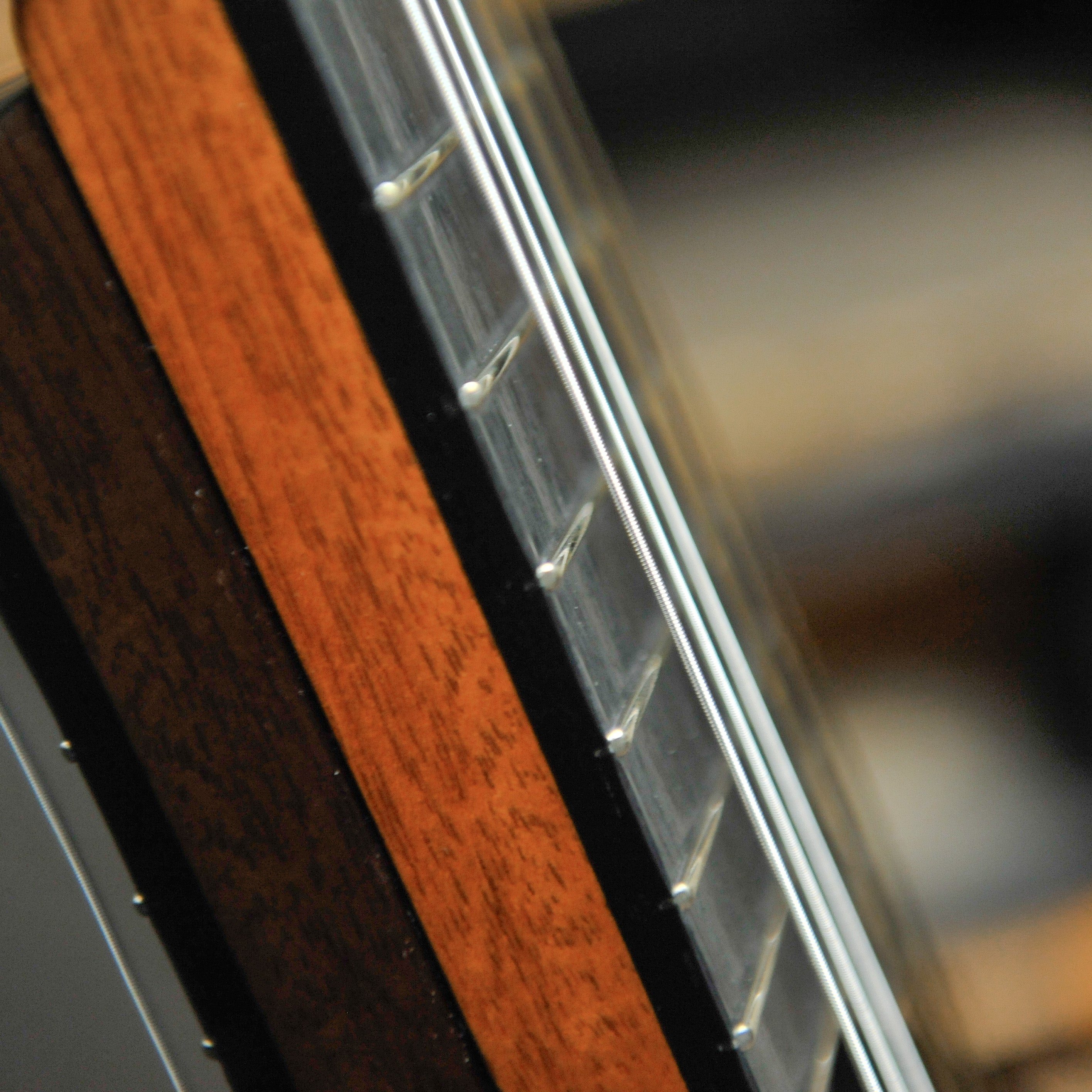 Kim Lissarrague "Concert Grand" Classical Guitar w/Hiscox case