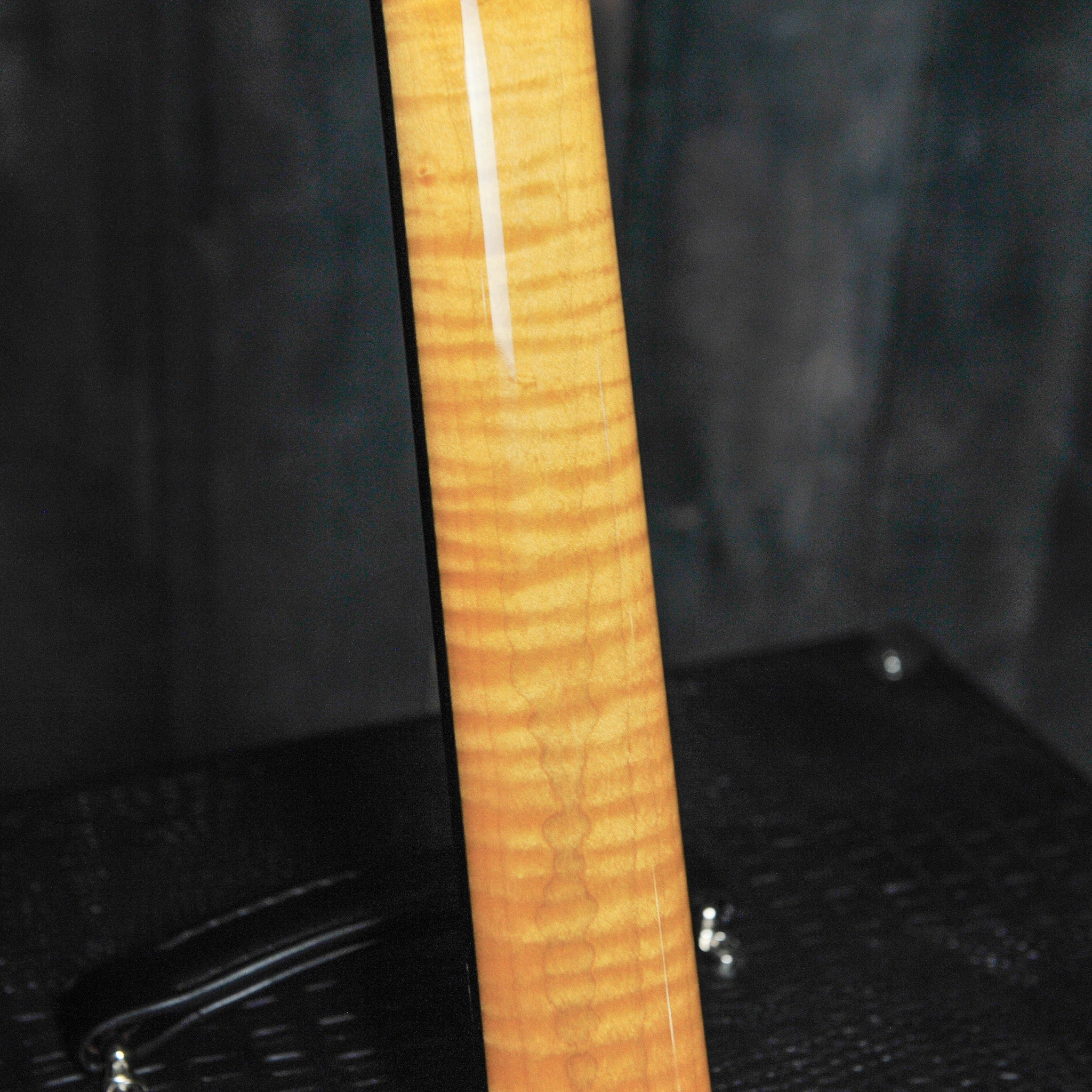 Kim Lissarrague Spruce/Maple Handmade Classical No. 400 Special Edition w/Karura Case