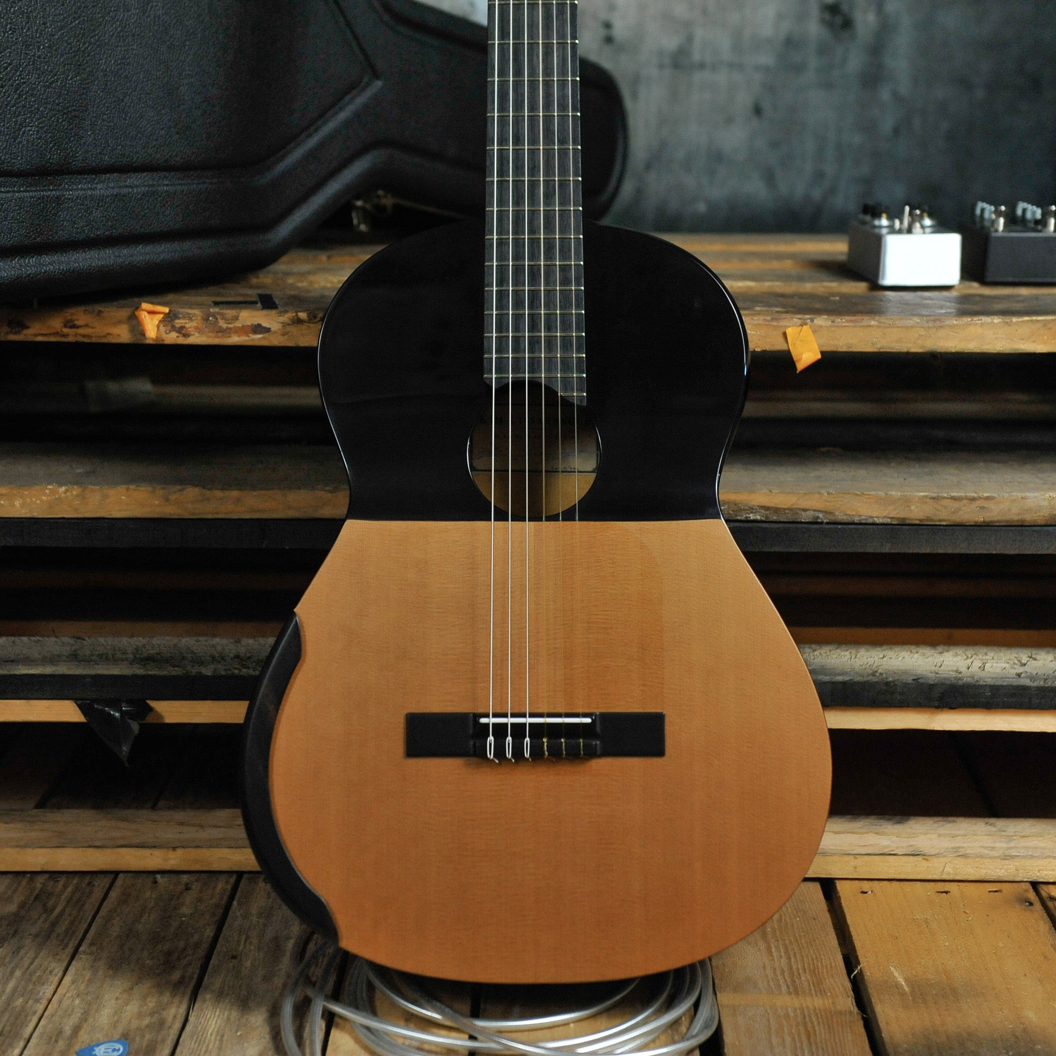 Kim Lissarrague "Concert Grand" Classical Guitar w/Hiscox case