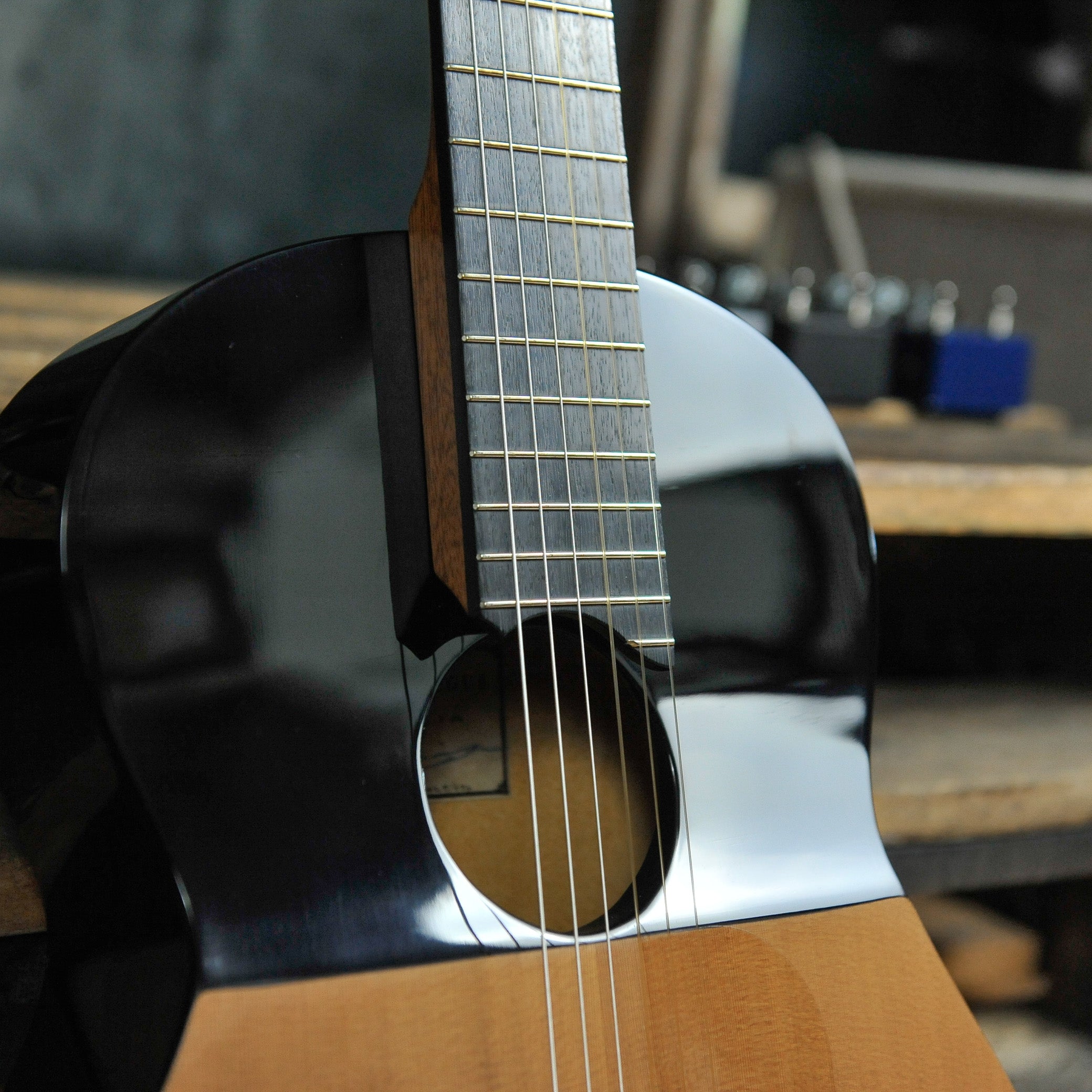 Kim Lissarrague "Concert Grand" Classical Guitar w/Hiscox case