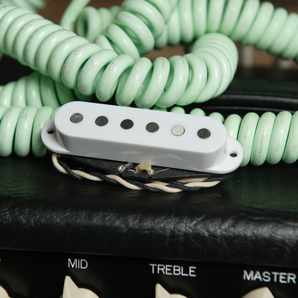 Labyrinth Equaliser Alnico V Strat White Set of 3