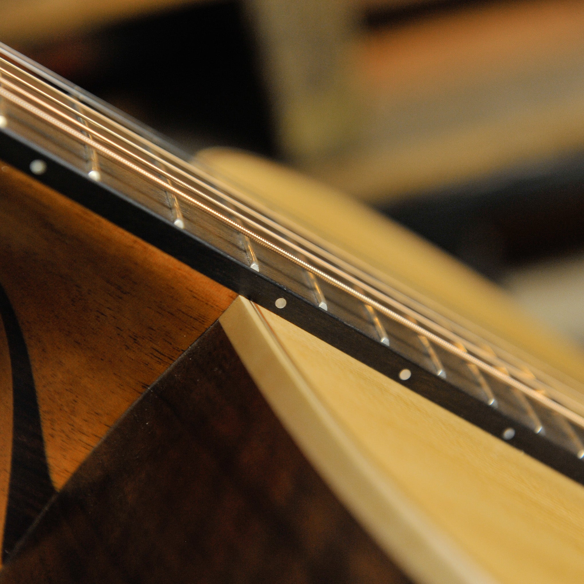 Lowden F-21 Walnut & Spruce Original Series Acoustic Guitar