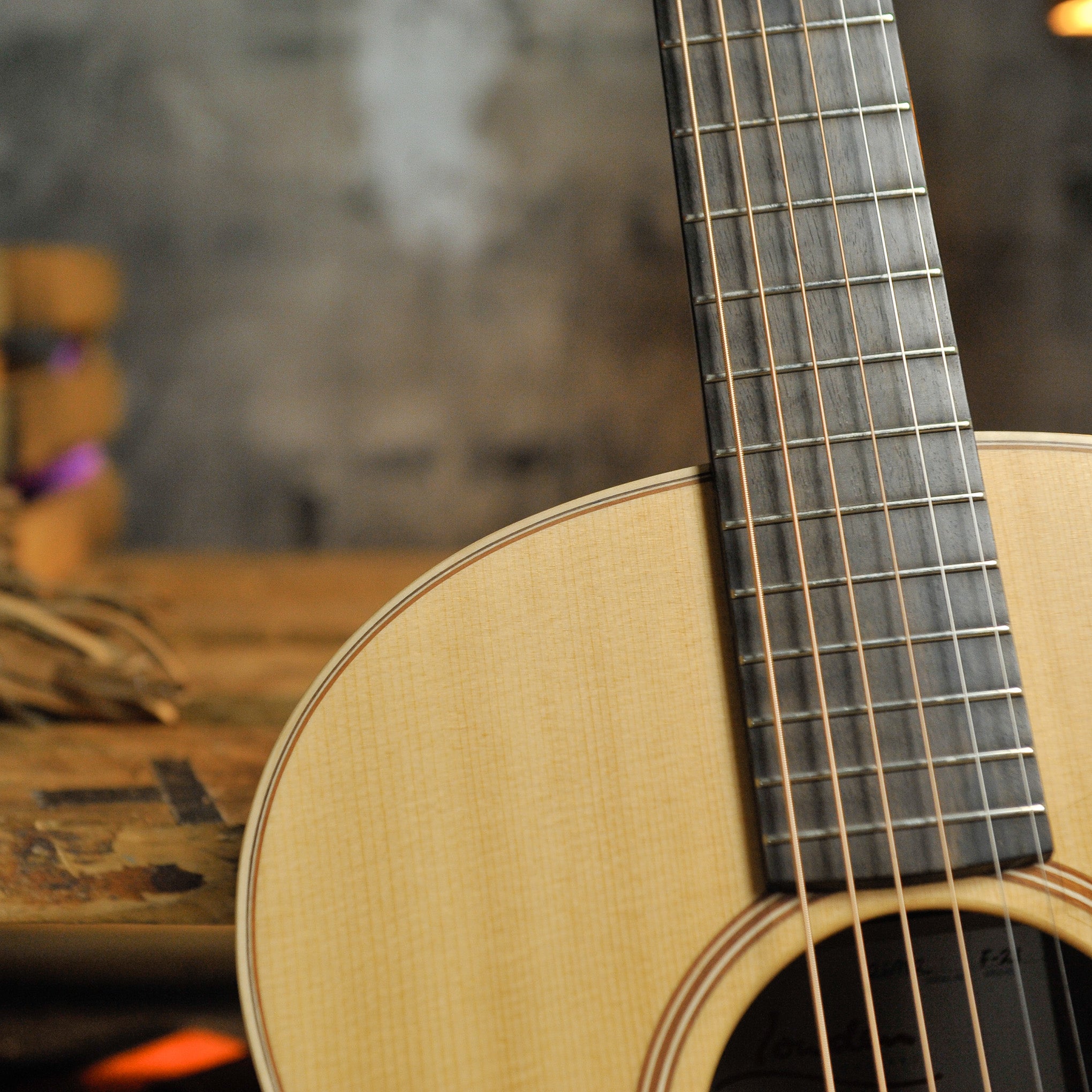 Lowden F-21 Walnut & Spruce Original Series Acoustic Guitar