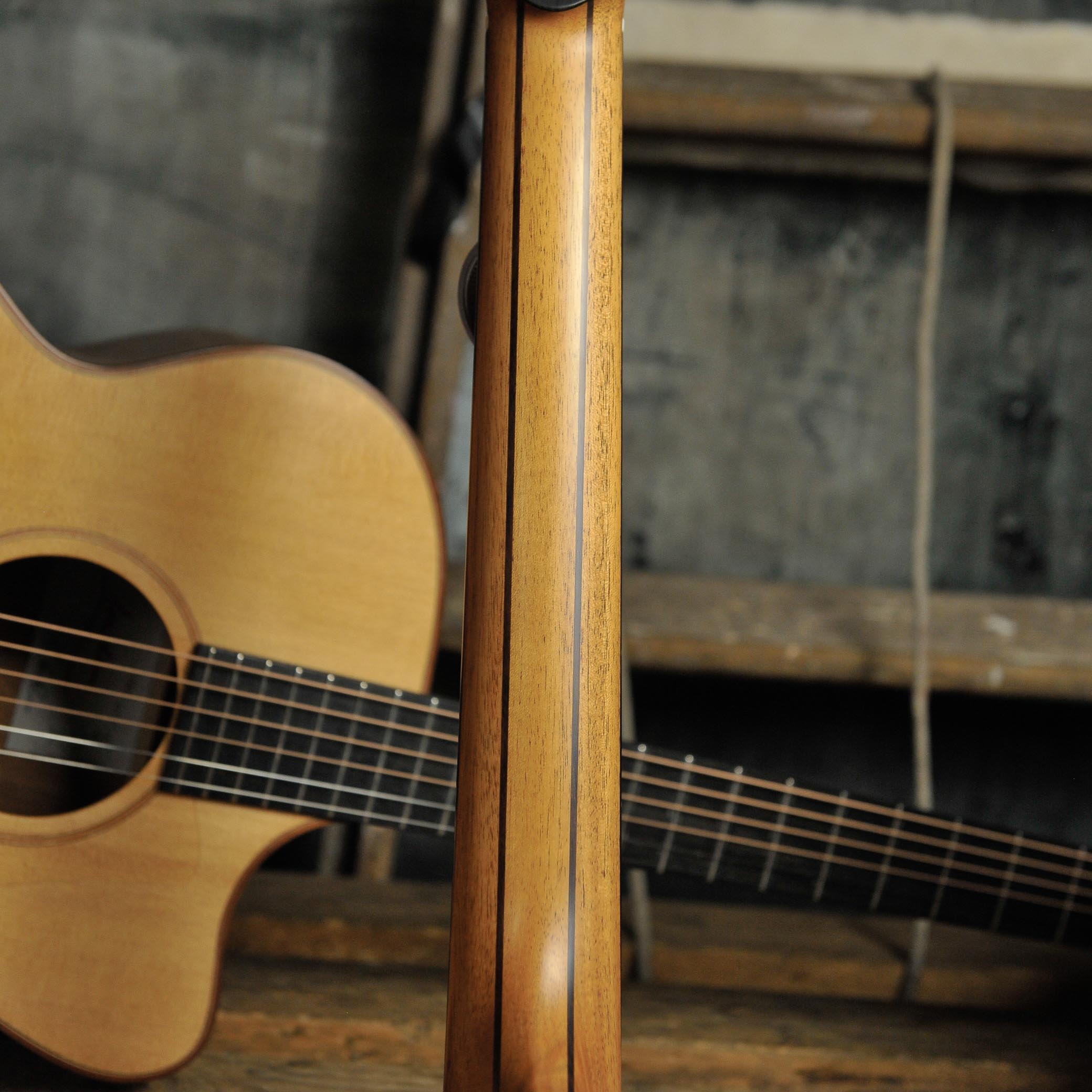 Lowden F-50 Master Grade Sinker Redwood African Blackwood w/Bevel