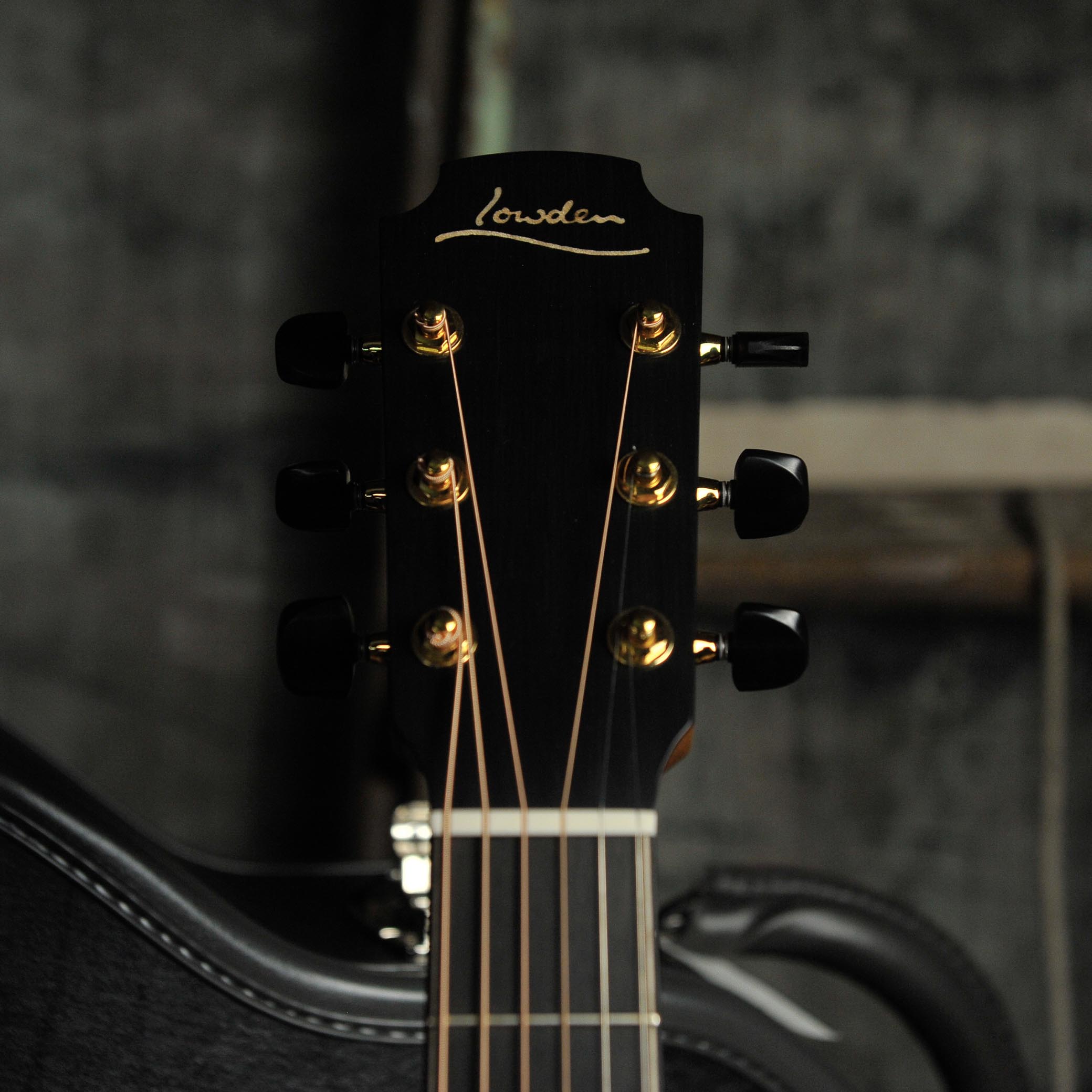 Lowden F-50 CO/SS Mastergrade Cocobola & Sitka Spruce w/Soundbox Bevel