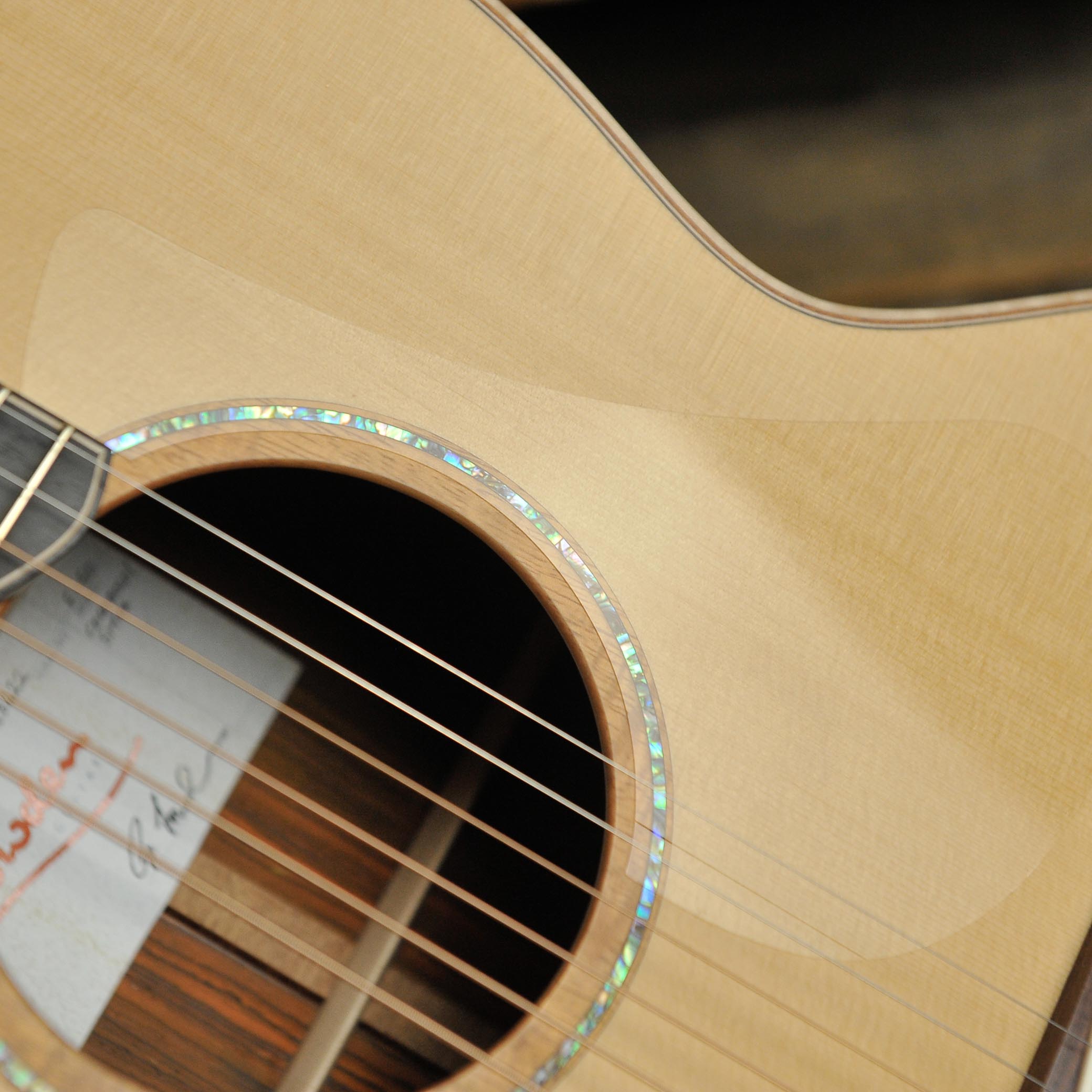 Lowden F-50 CO/SS Mastergrade Cocobola & Sitka Spruce w/Soundbox Bevel