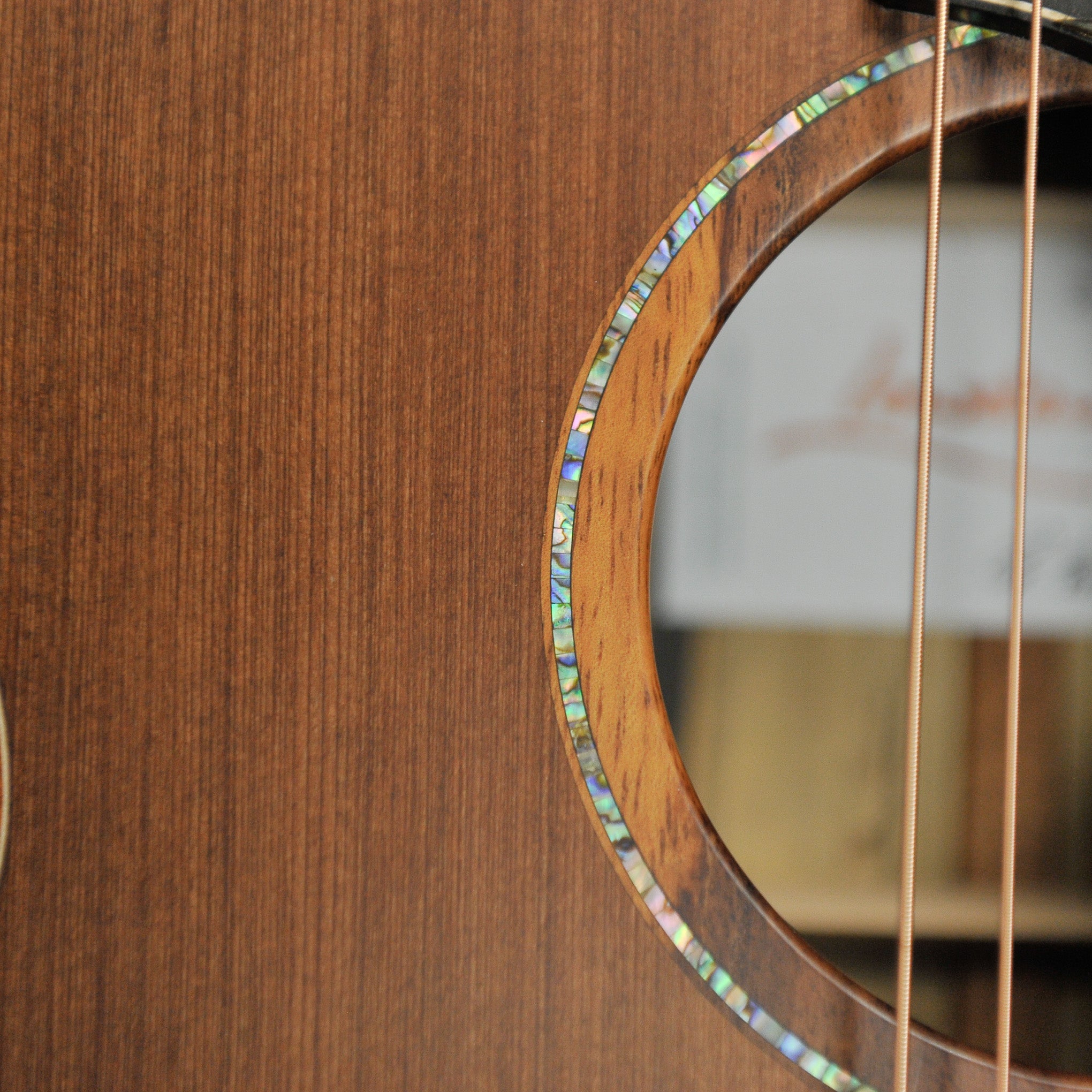 Lowden S-50 Royal Ebony & Sinker Redwood