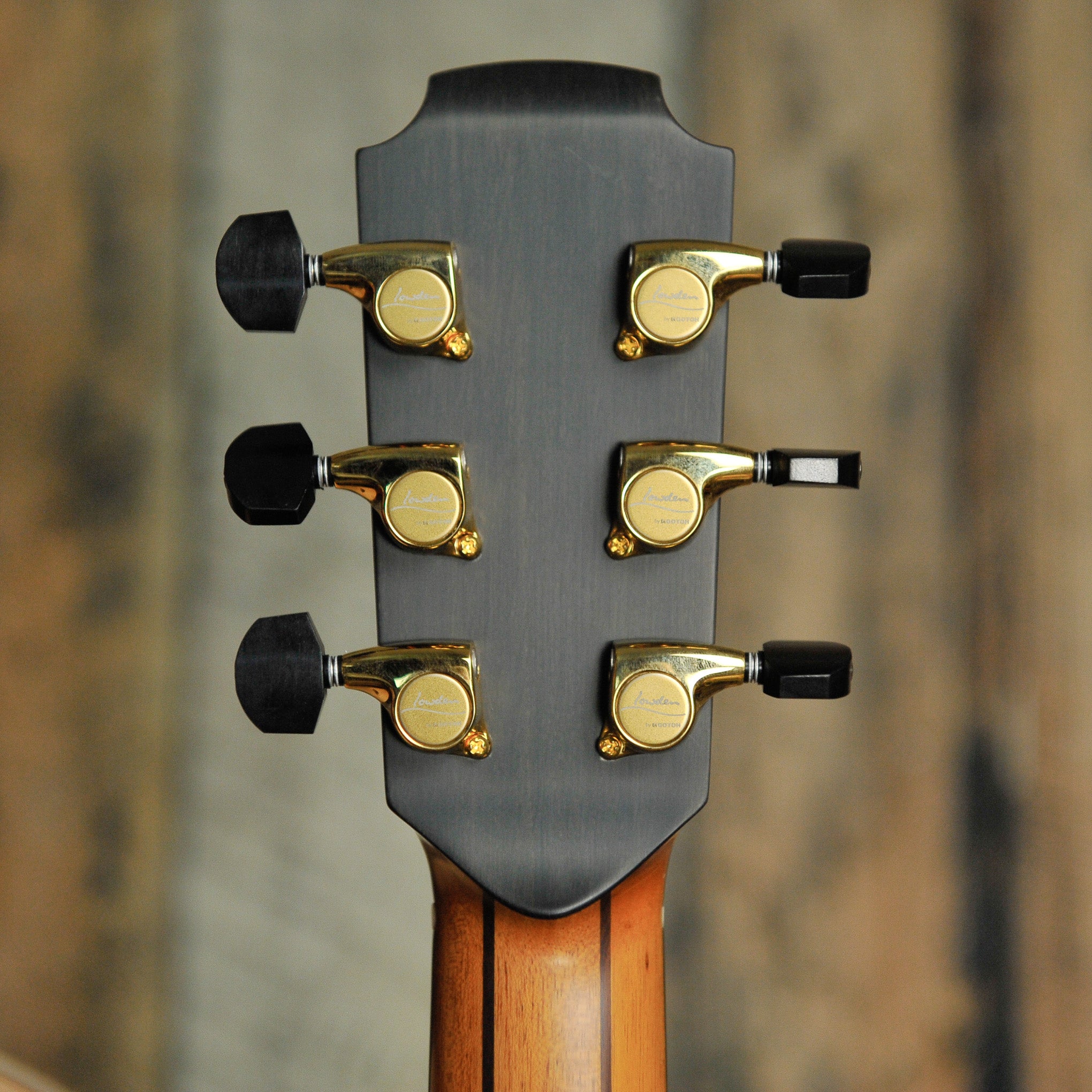 Lowden S-50 Royal Ebony & Sinker Redwood