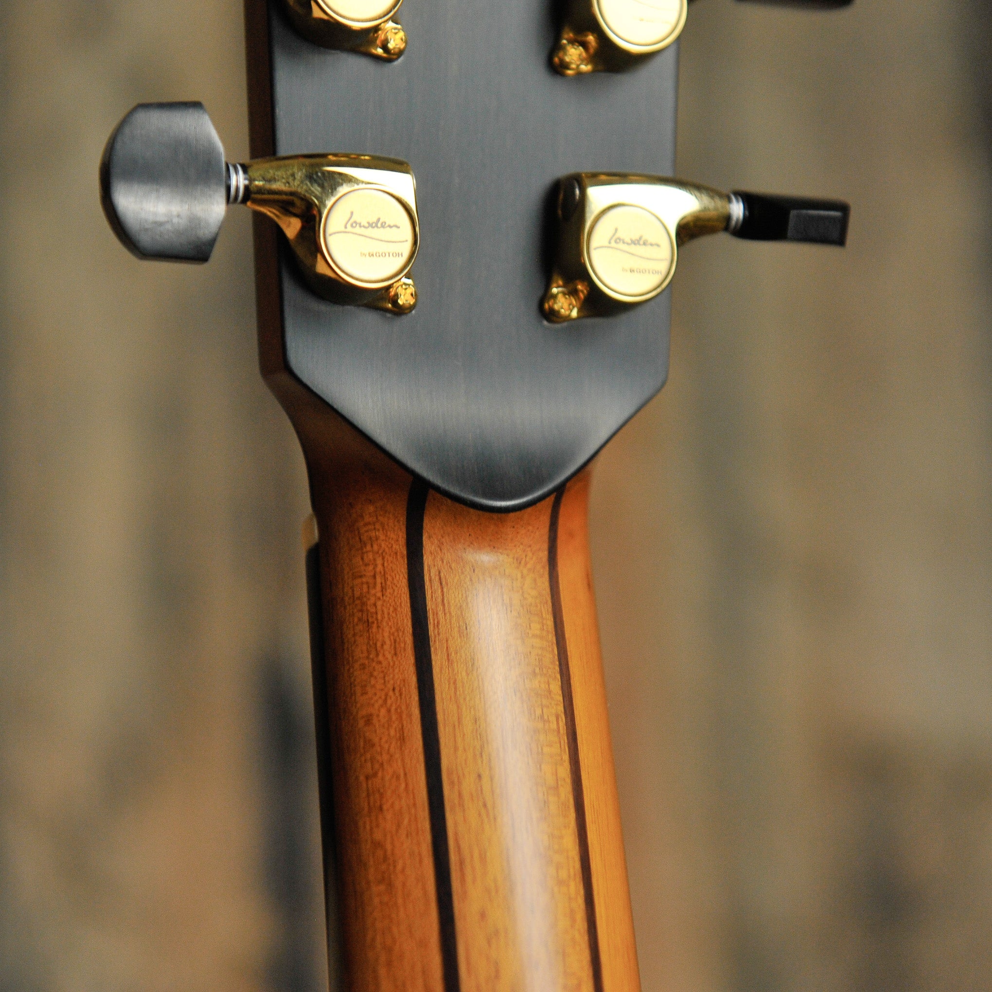 Lowden S-50 Royal Ebony & Sinker Redwood